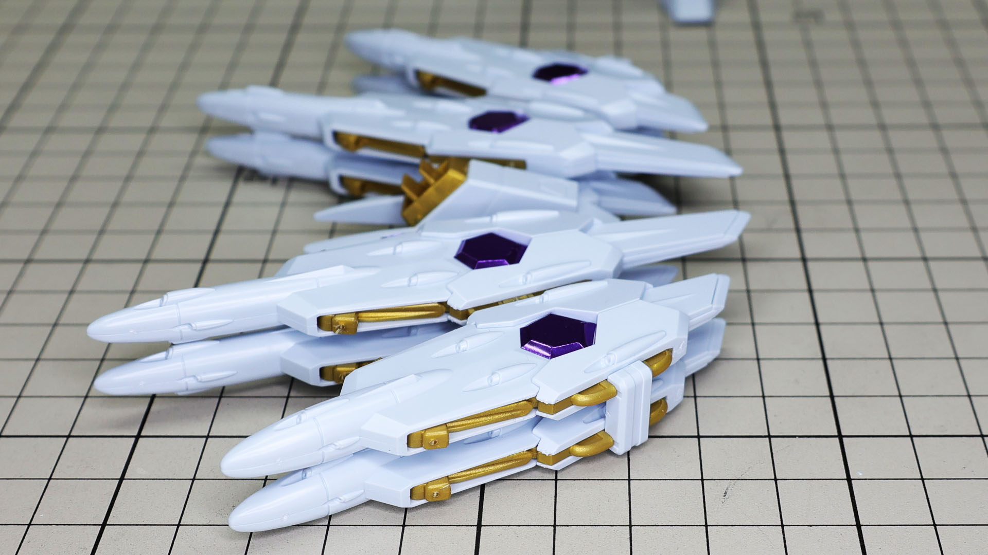 折りたたんで重なった状態は厚みもあり迫力があります！