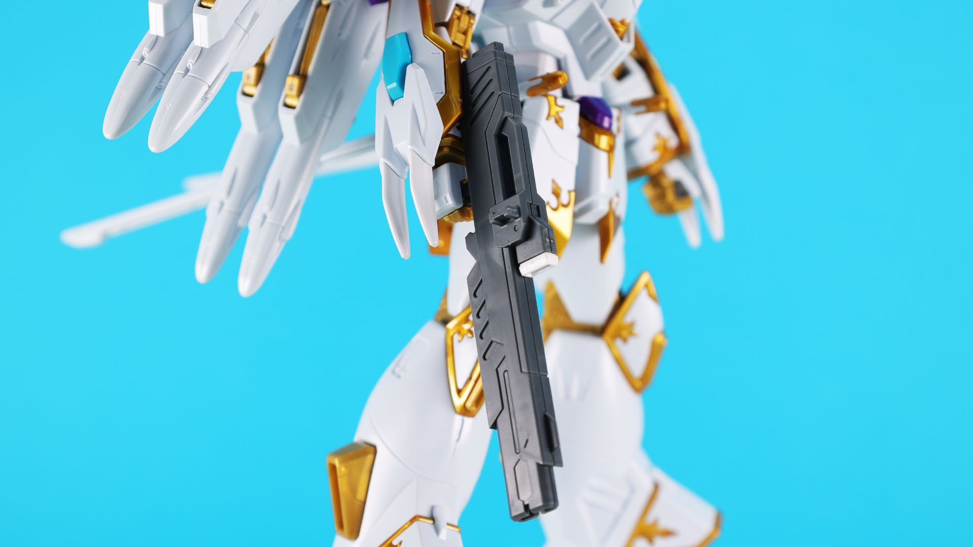 ビームライフルは武骨な印象