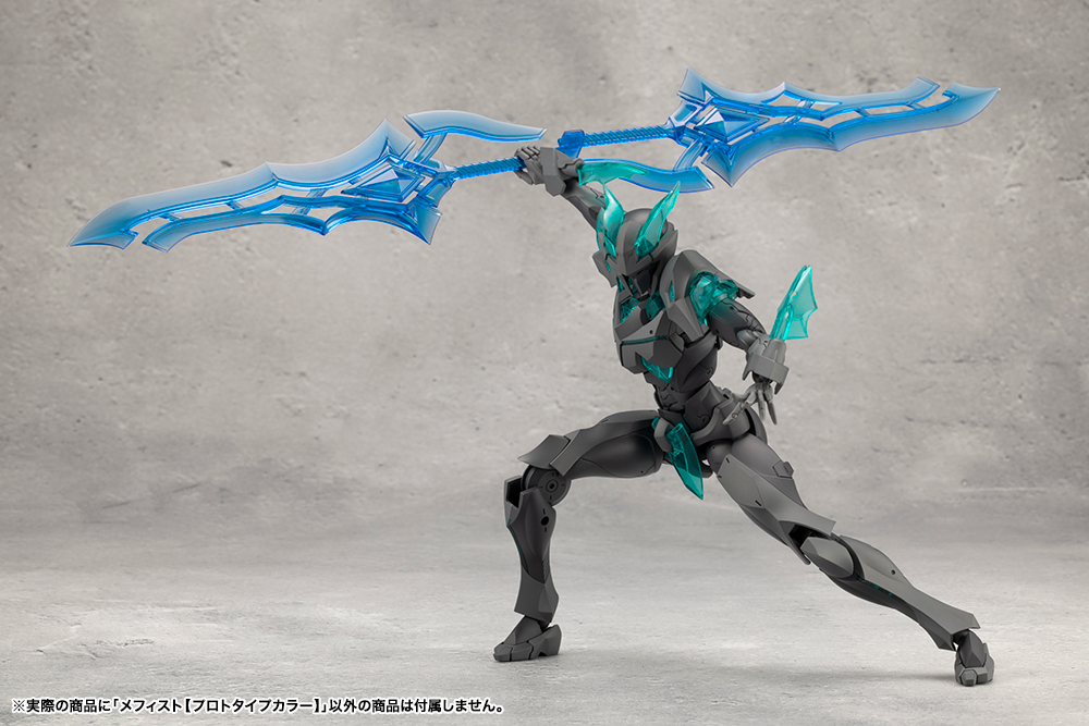 クリアカラーともなじみやすい