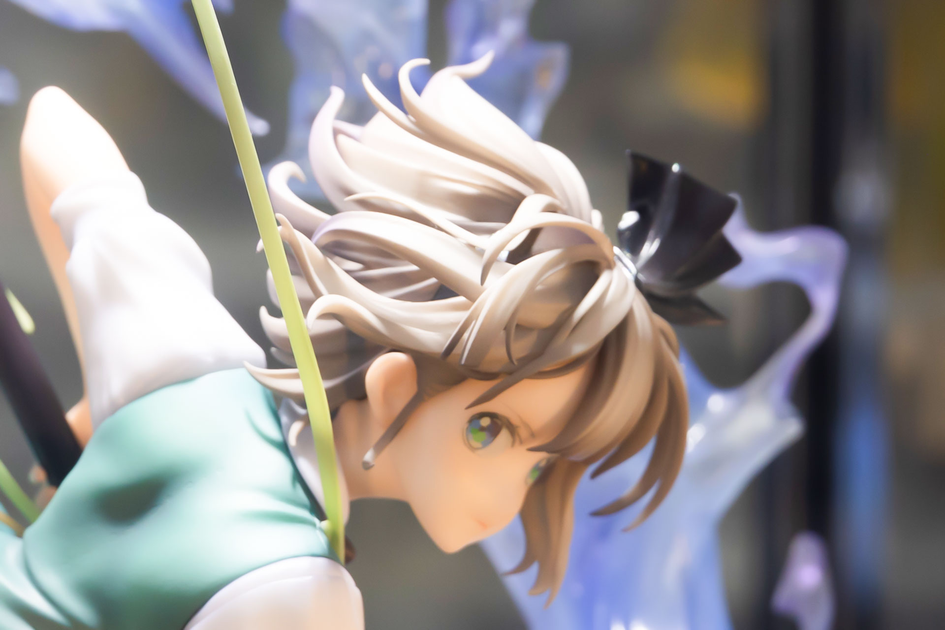 動きが付けられた髪も素晴らしい造形だ