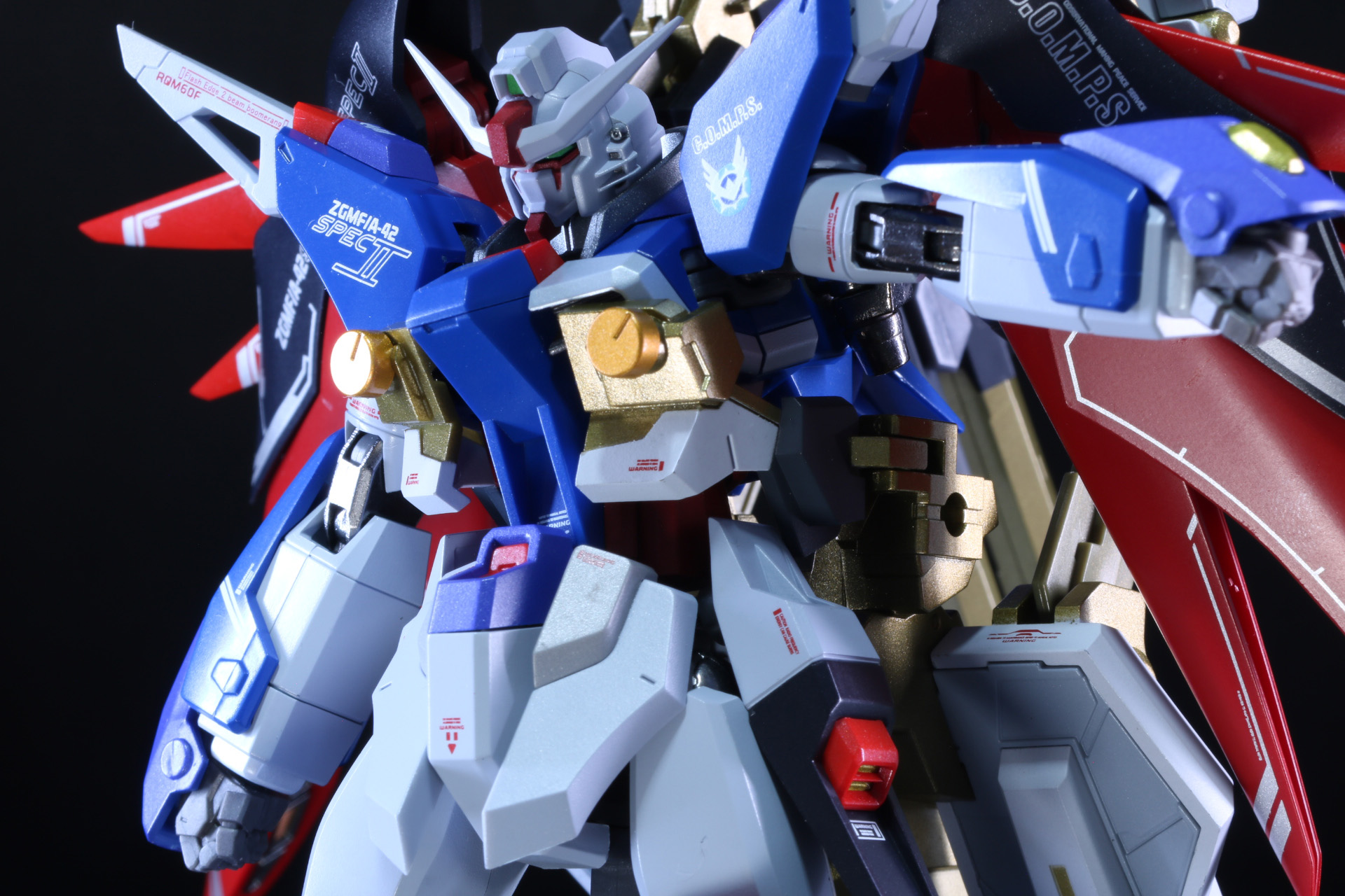 ボディユニットとキャノンユニットのアームを接続