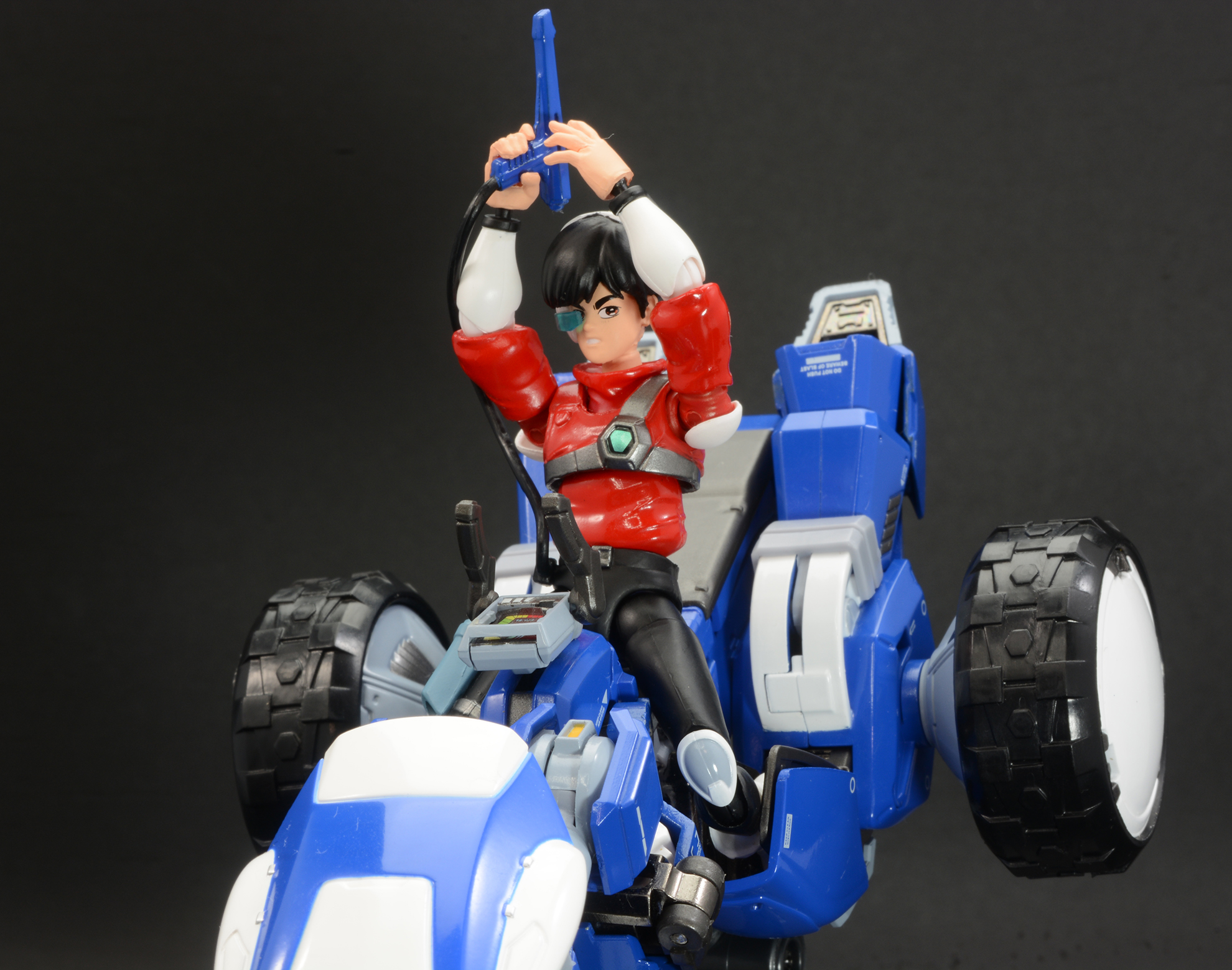 「トライチャージャー＆JJ」は筆者の夢を叶えてくれたアイテムだ。今後も様々な時代のキャラクターアイテムがもっともっと増えて欲しい