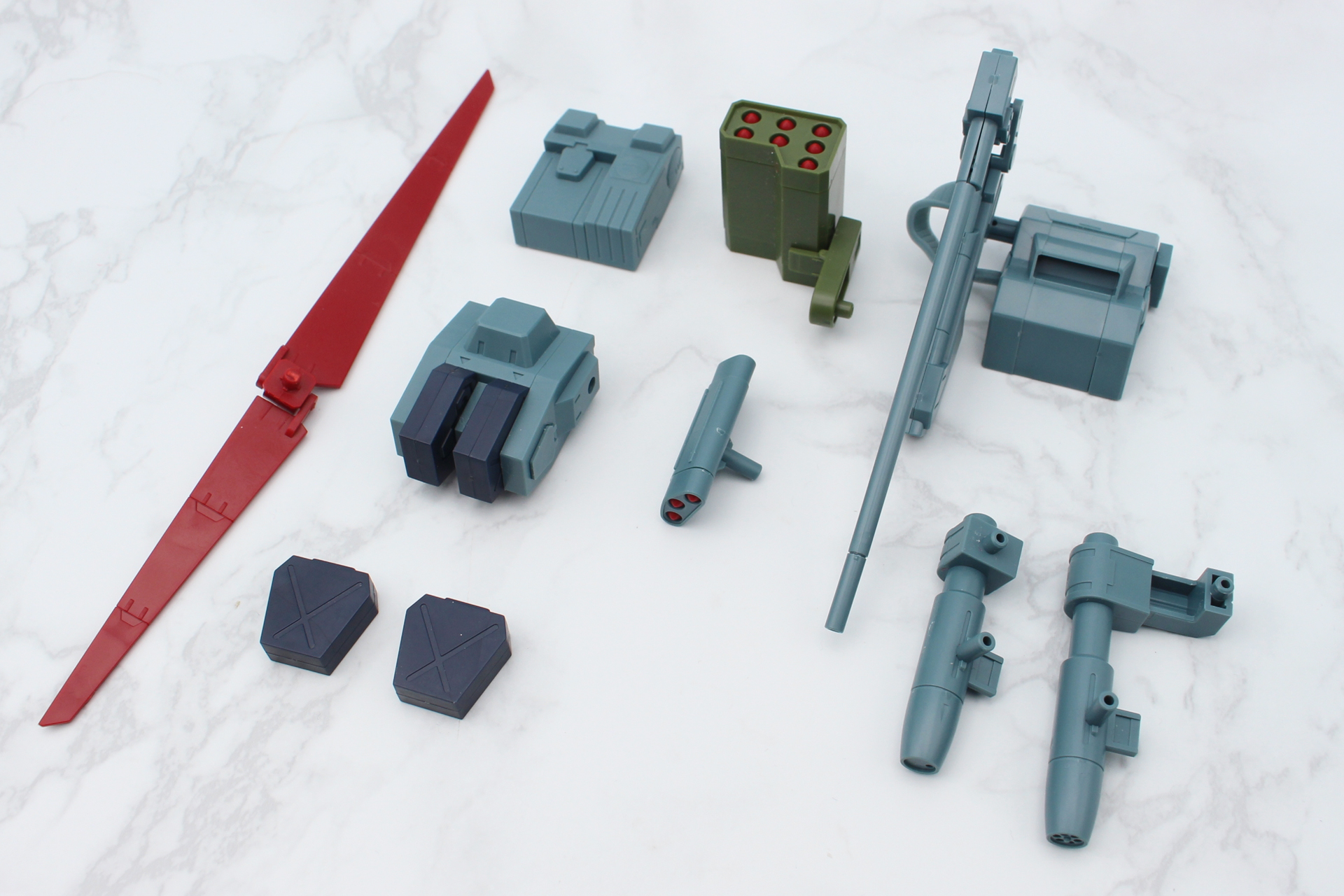 完成した拡張パーツセット4のパーツ群。カスタマイズした様子は記事後半で紹介する