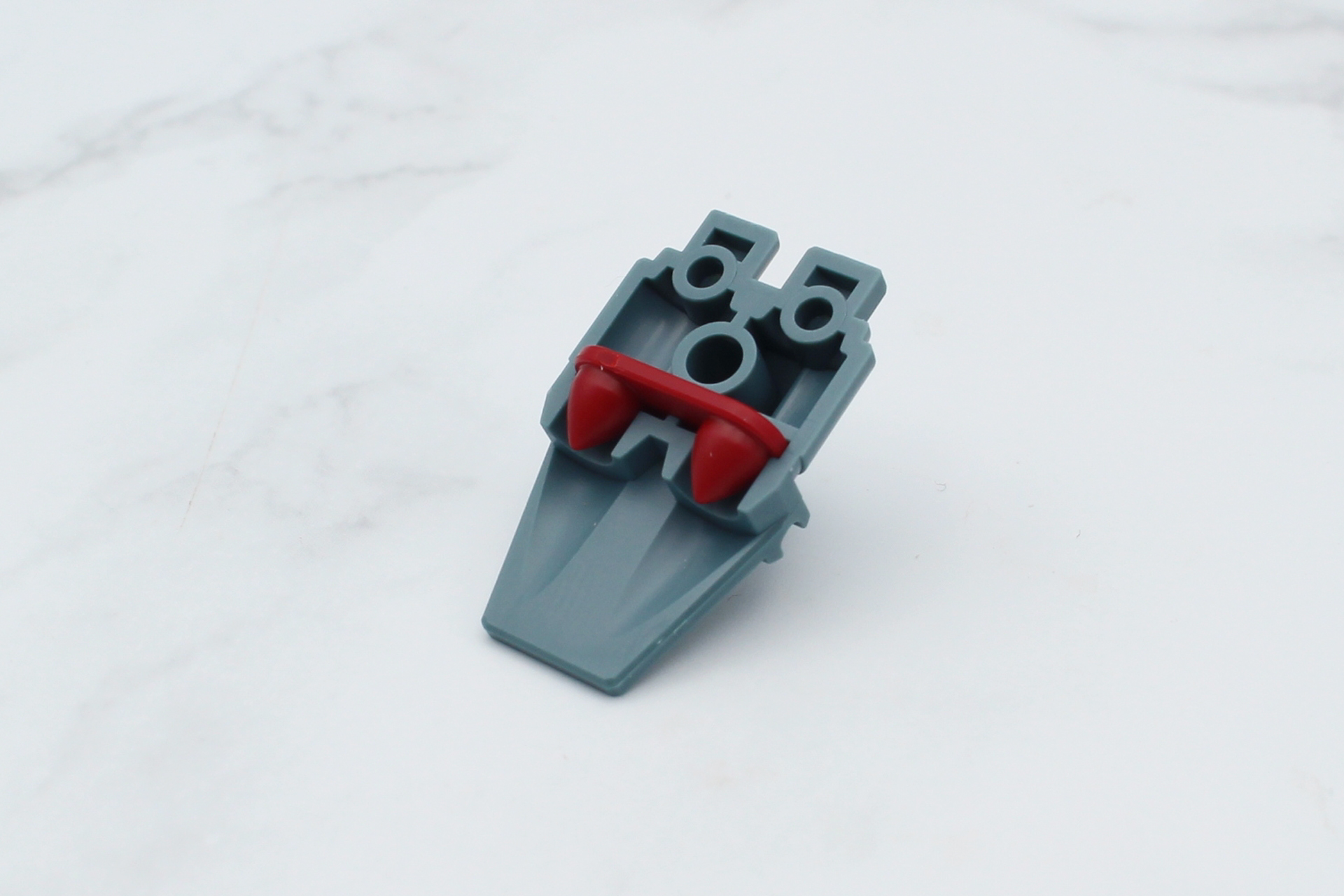 「HMAT-31 無誘導式対戦車ミサイル」の組み立て。メロウリンクに登場したドッグマン機が左腕に装備していた武装