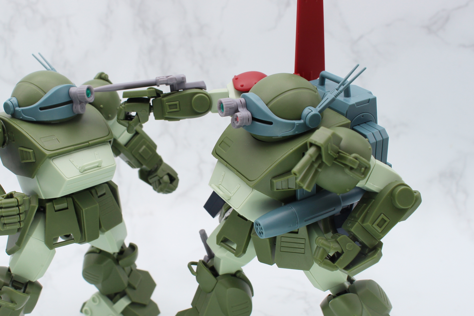 劇中終盤の格闘戦でキリコ機の頭部に穴を開けたシーンが印象深い