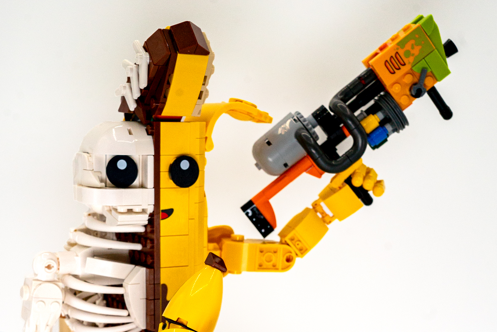 半分がドクロになっても闘う気満々のピーリーボーンをレゴブロックで立体化したぞ！