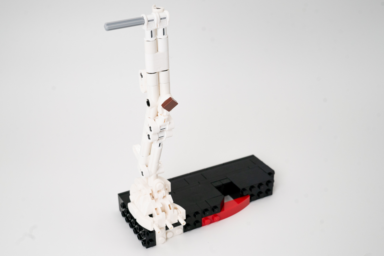 袋2の完成形。ドクロの脚部分がわかる。