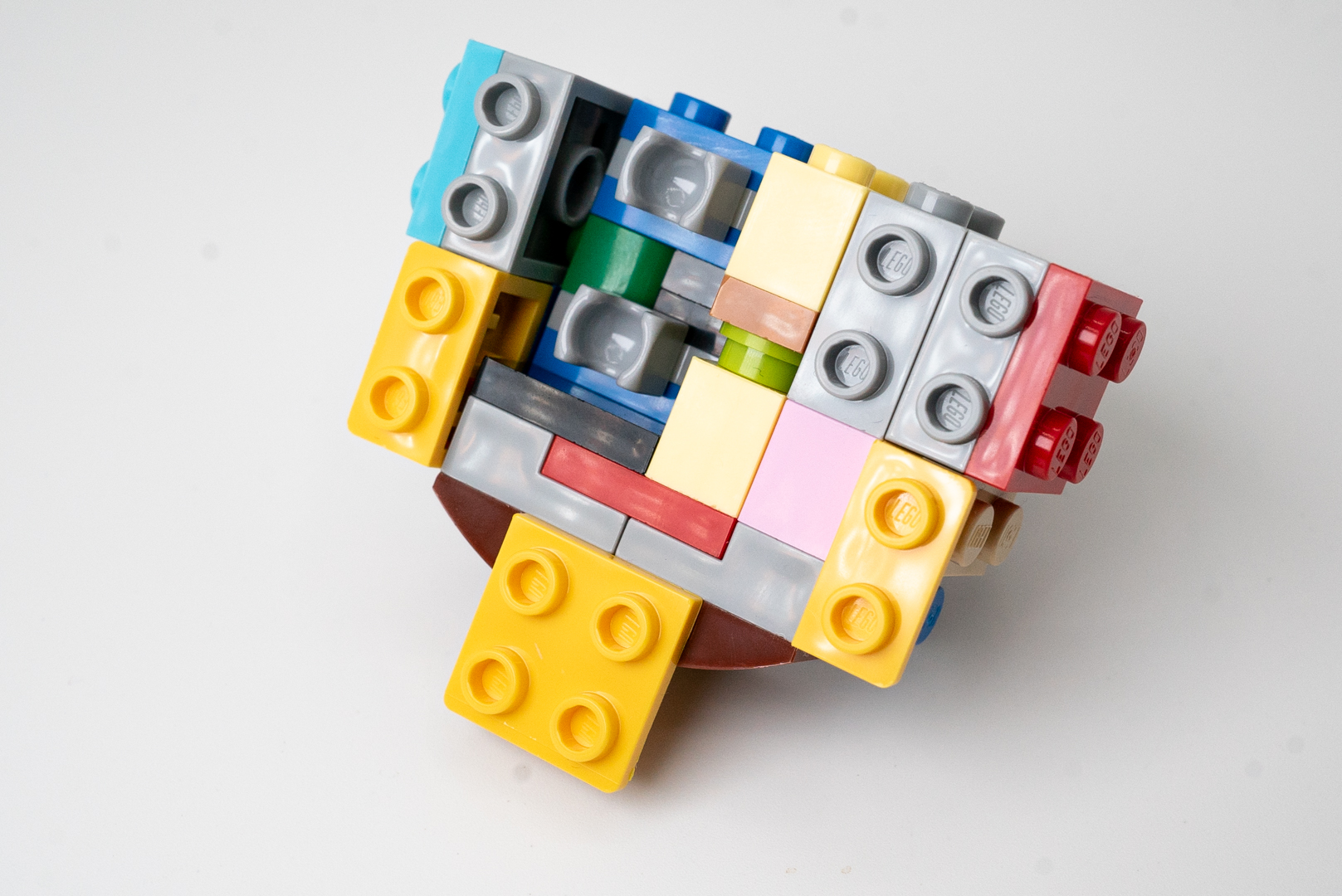 袋10で脚を固定するためのユニットを制作