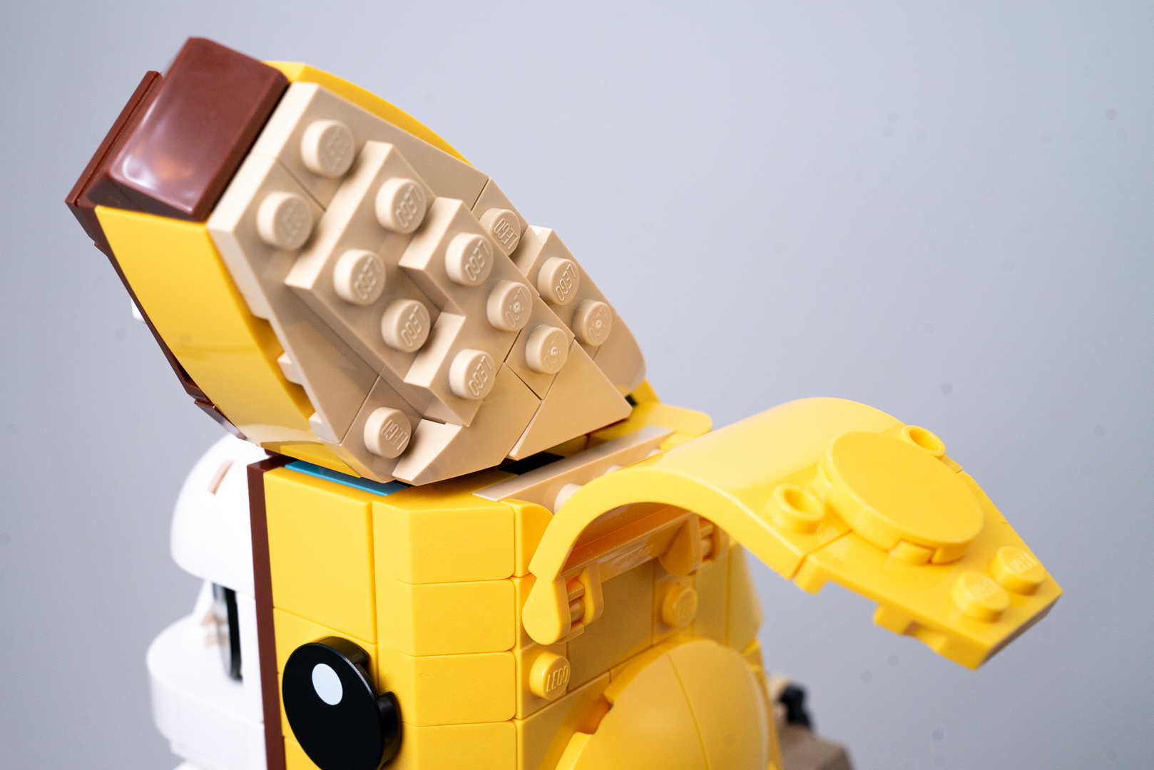 この頭部の皮が剥けているところが、ピーリーらしさだよなー