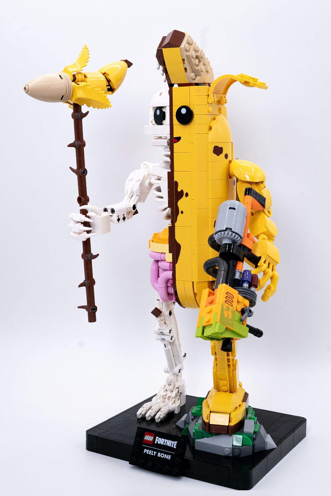 ピーリーボーンの左斜め前