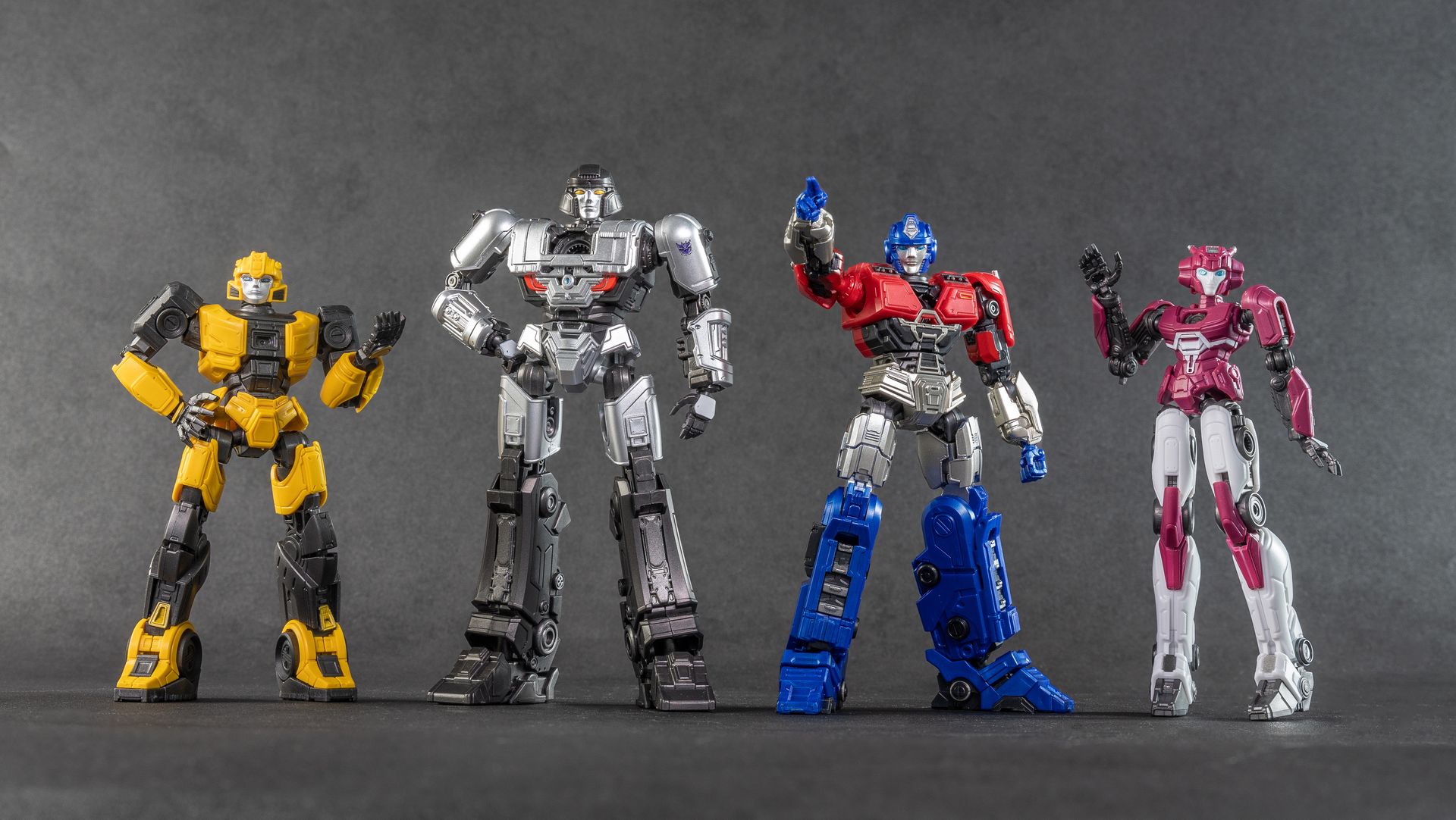 トランスフォーマー AMKシリーズ 左からB-127、D-16、オライオンパックス、エリータ-1（コグレス）