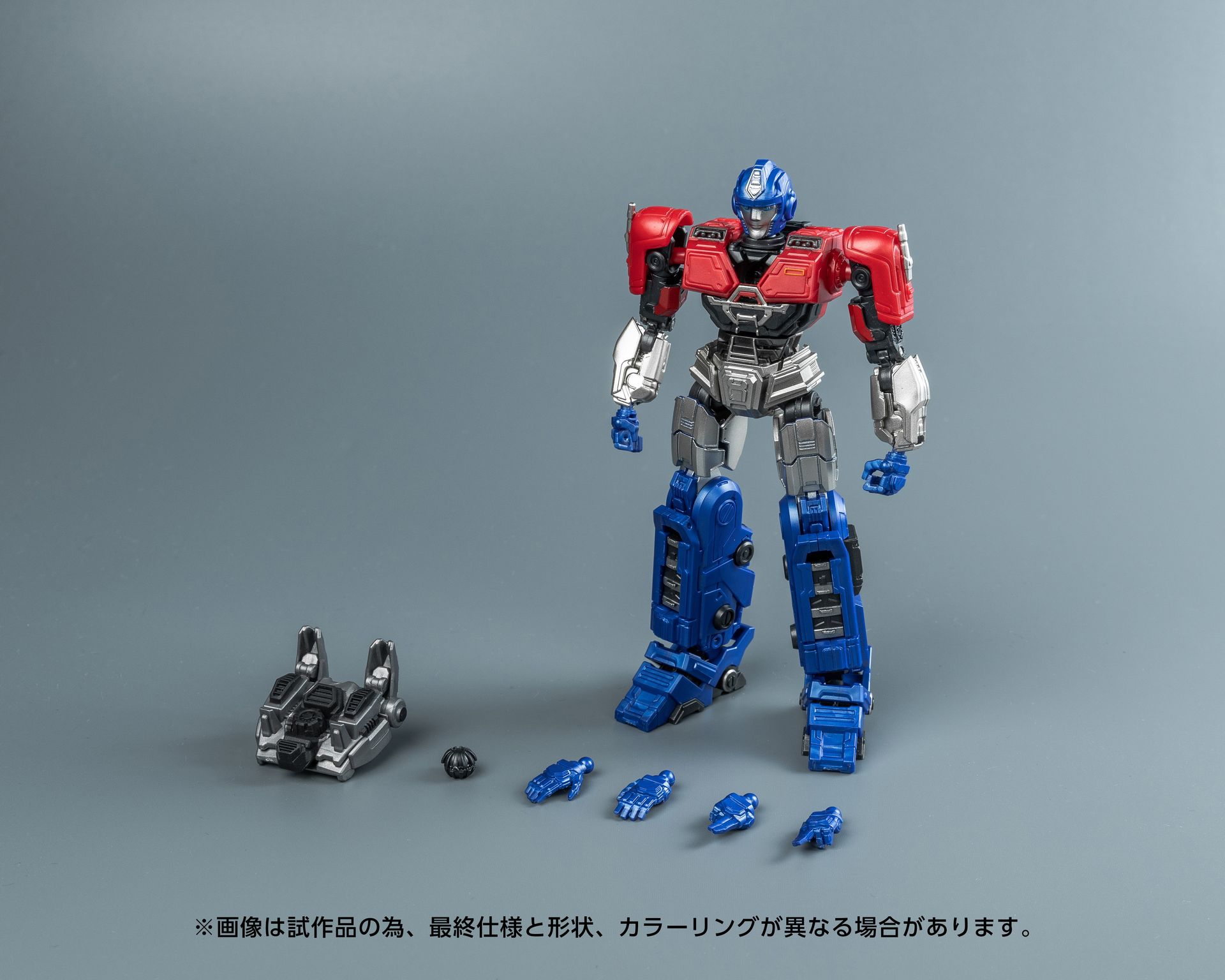 本商品では、劇中にも登場したバックパックがボーナスパーツとして付属。取り付け可能となっている