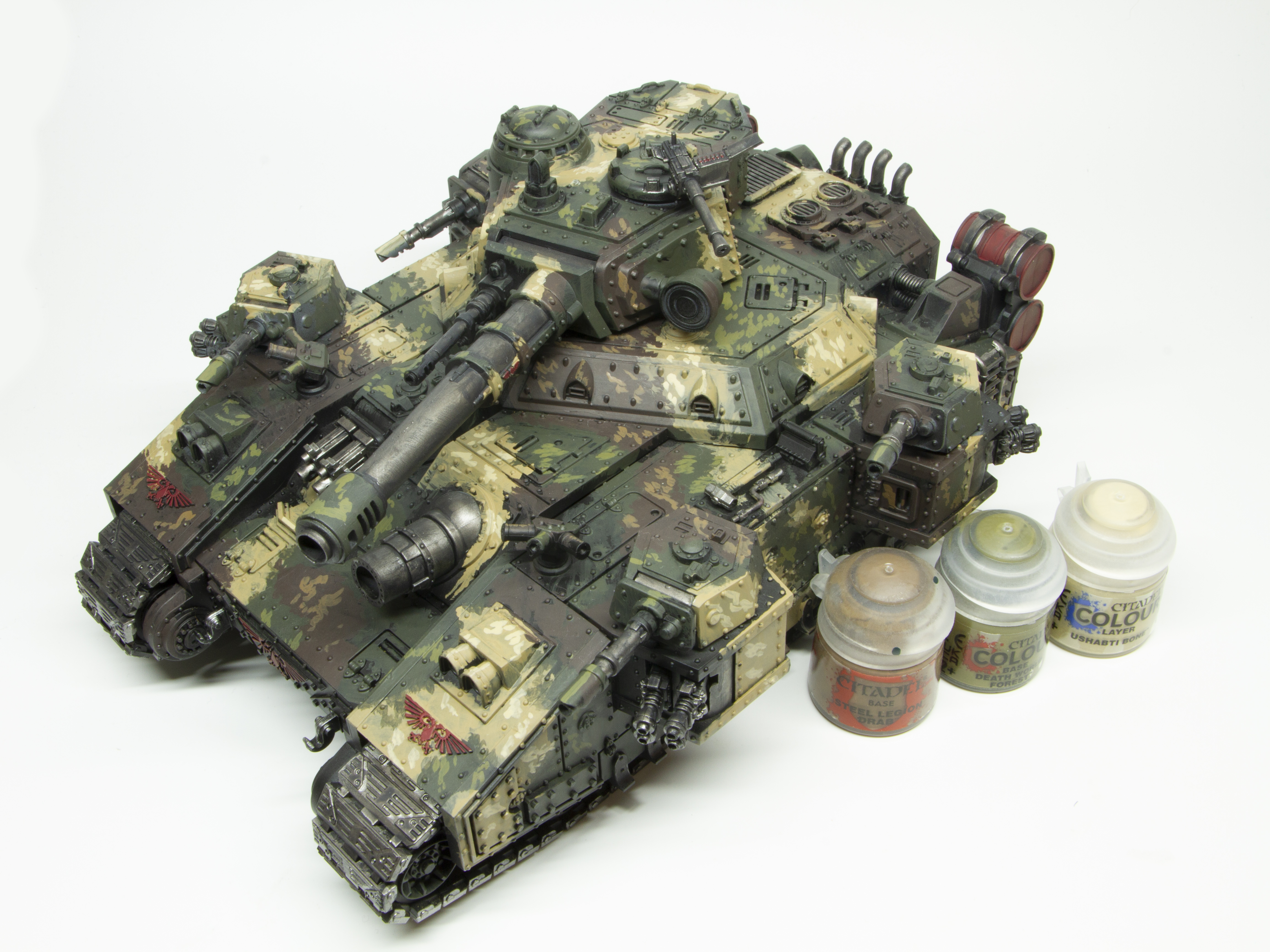 メインカラーを塗りおえ、カラーに彩度を追加するためにパレットを替えたときの塗装