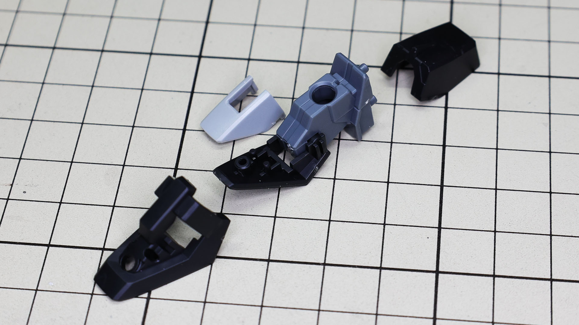 ソールは前半部分が可動する構造です