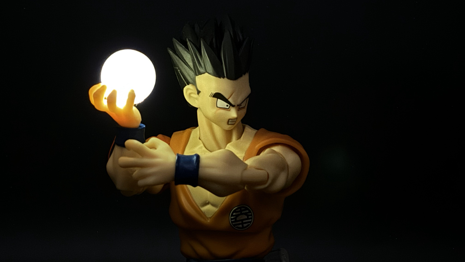 繰気弾！　ヤムチャの代表的な技だ