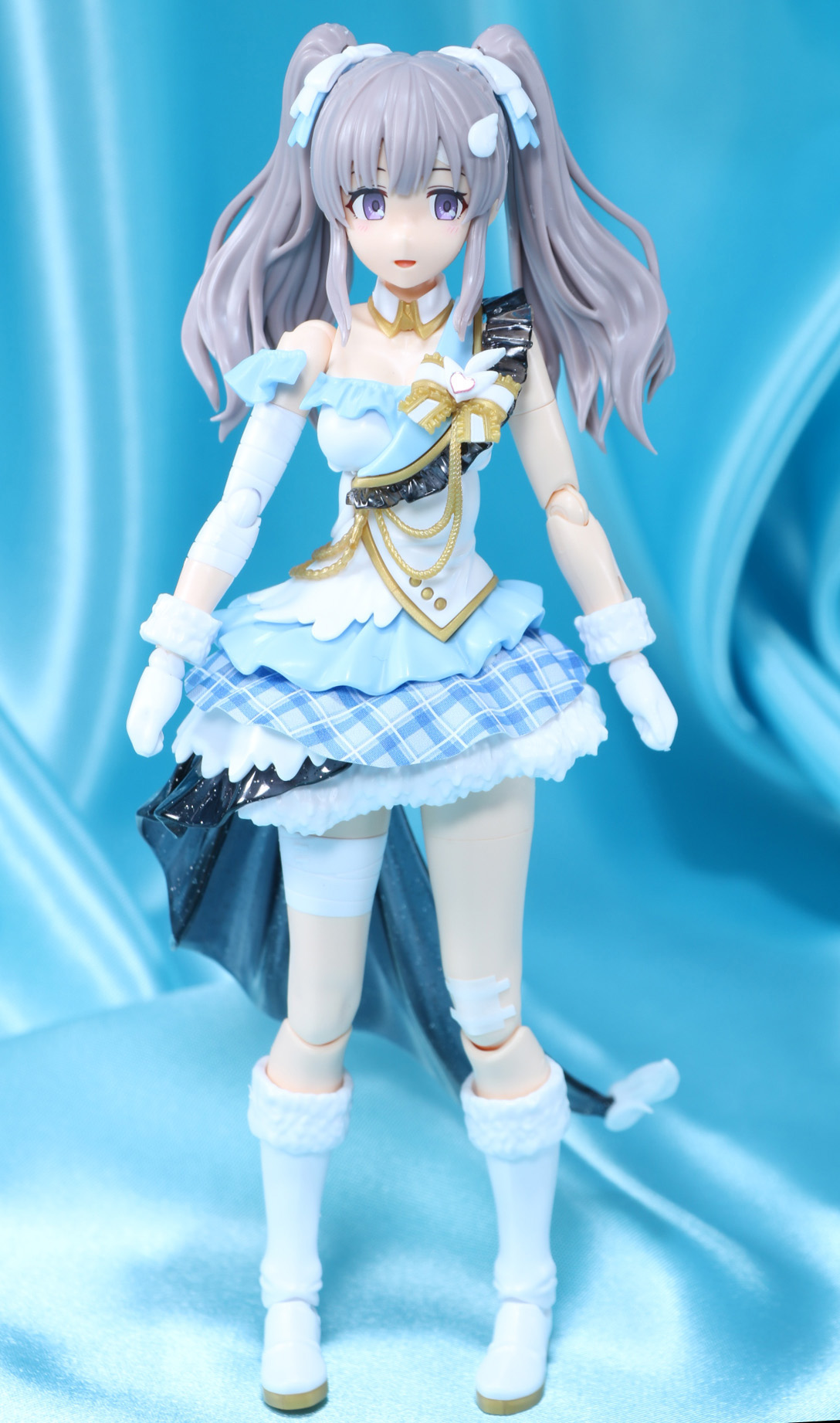 30MSフォーマットで表現された幽谷霧子※別売りの「30MS オプションボディパーツ ビヨンドザブルースカイ1[カラーA]」と組み合わせています