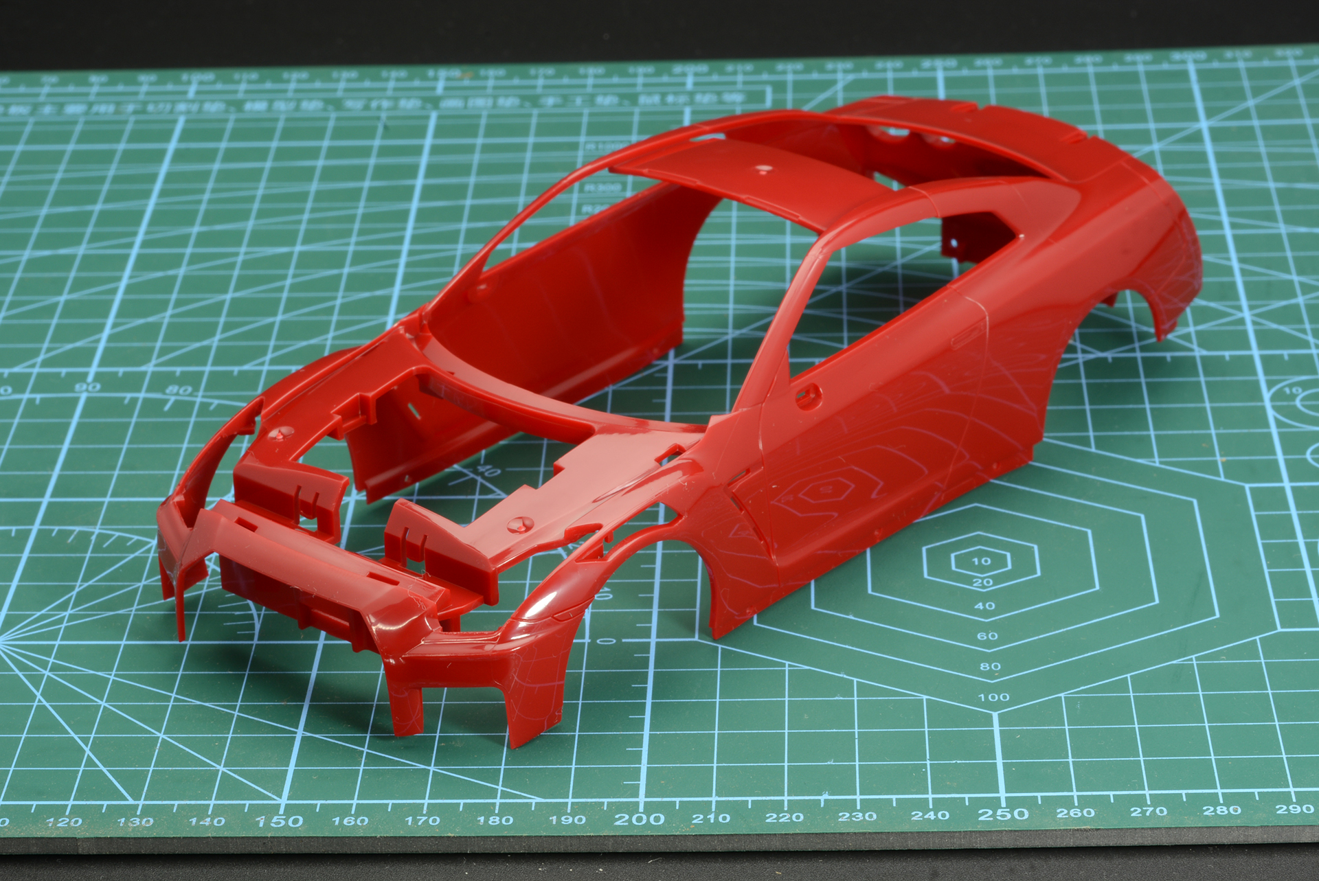 1パーツのボディー。艶やかに磨かれている