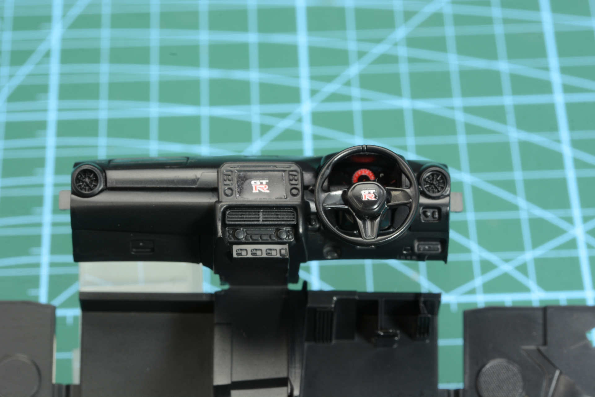 計器類はシールで表現