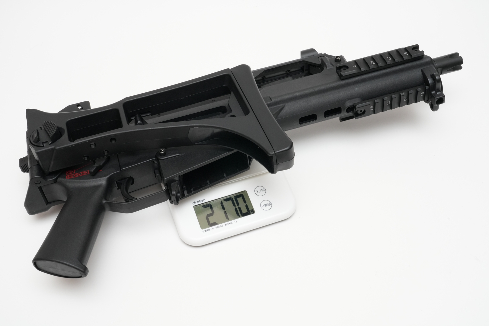 本体の重量は実測2,170g