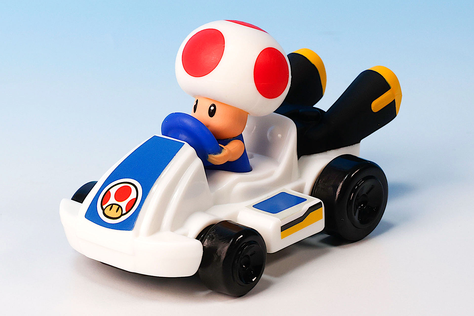 赤と青の色合いも美しい