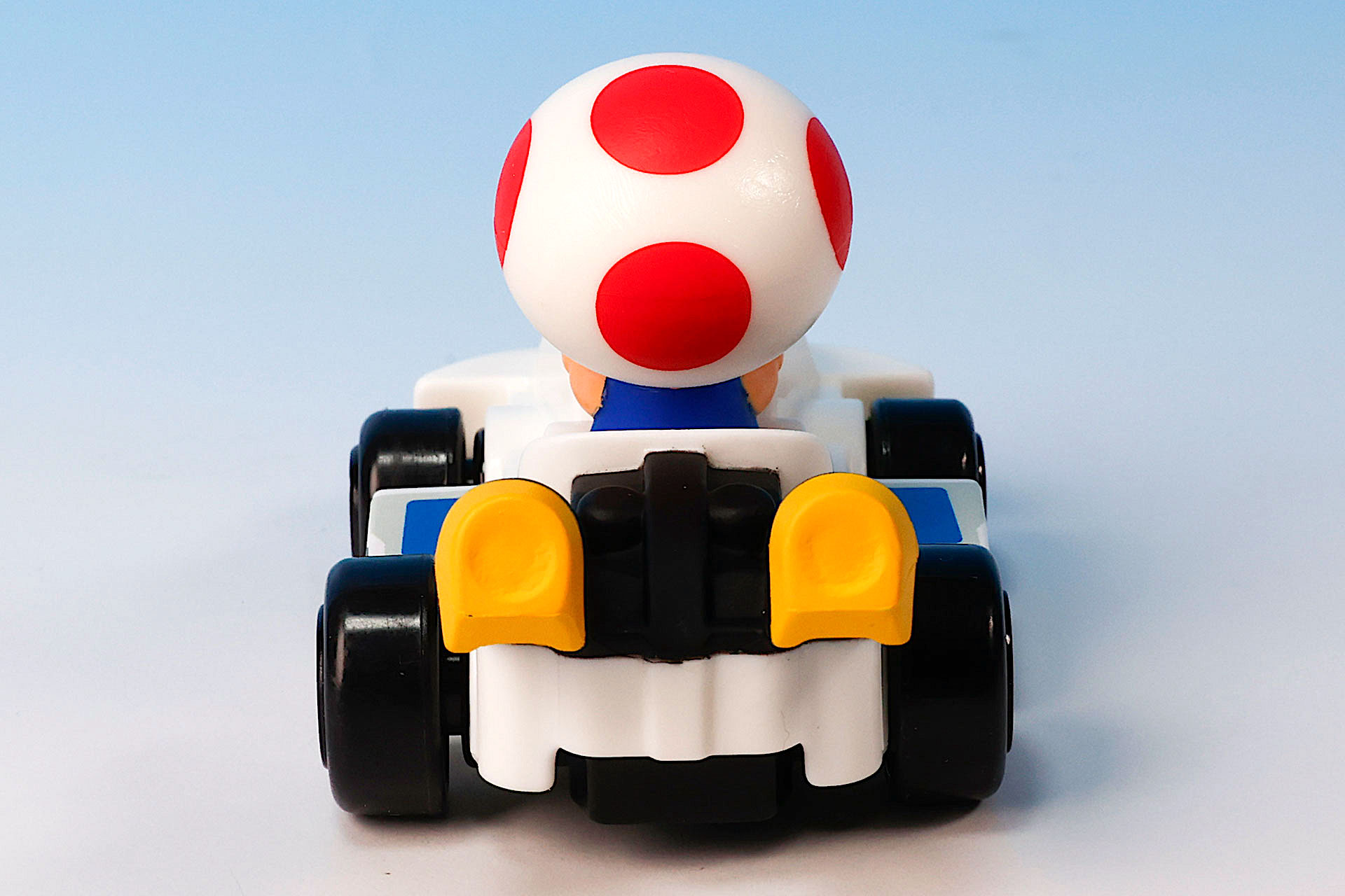 後ろ姿でも誰だかわかる