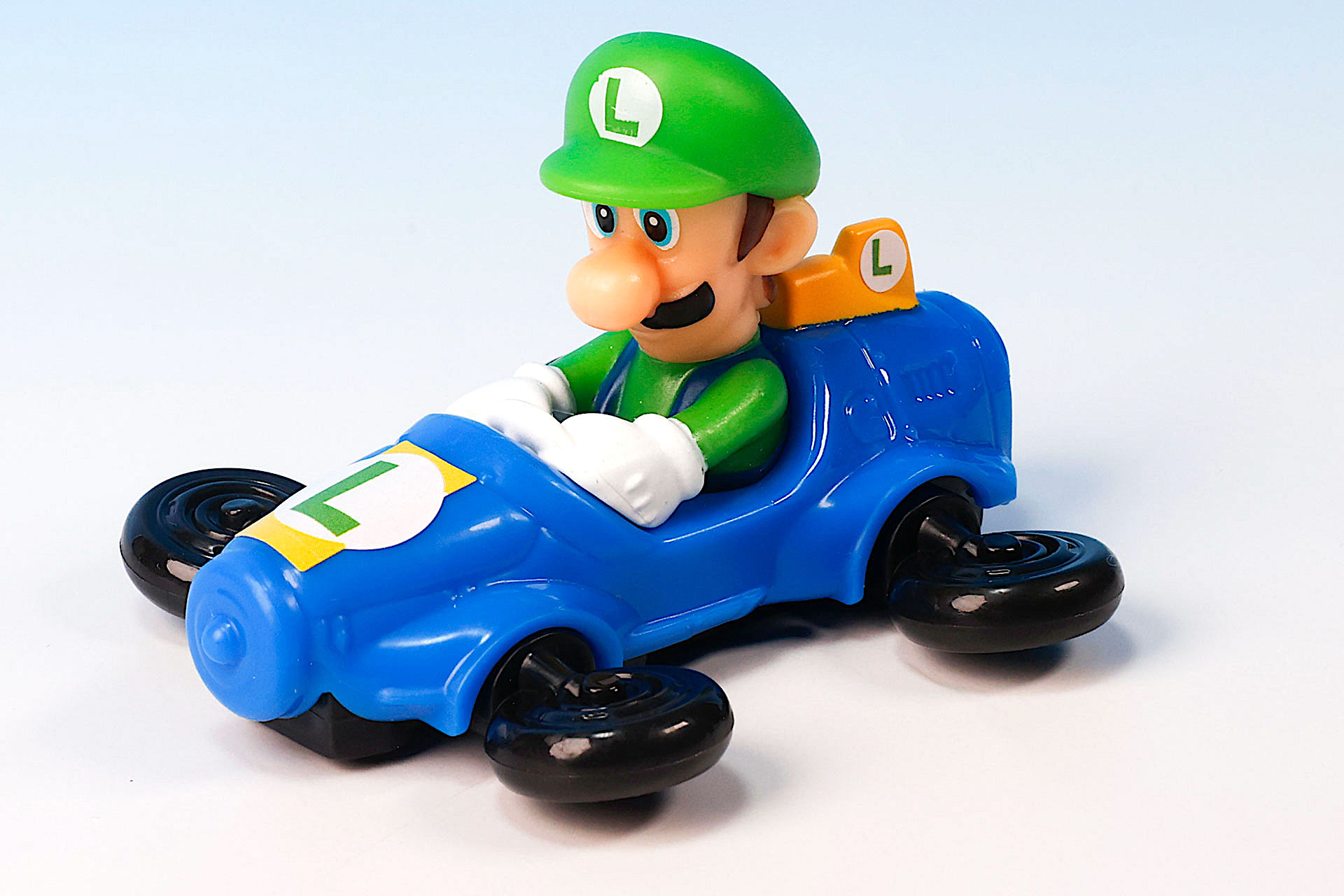 青いボディがカッチョイイ！