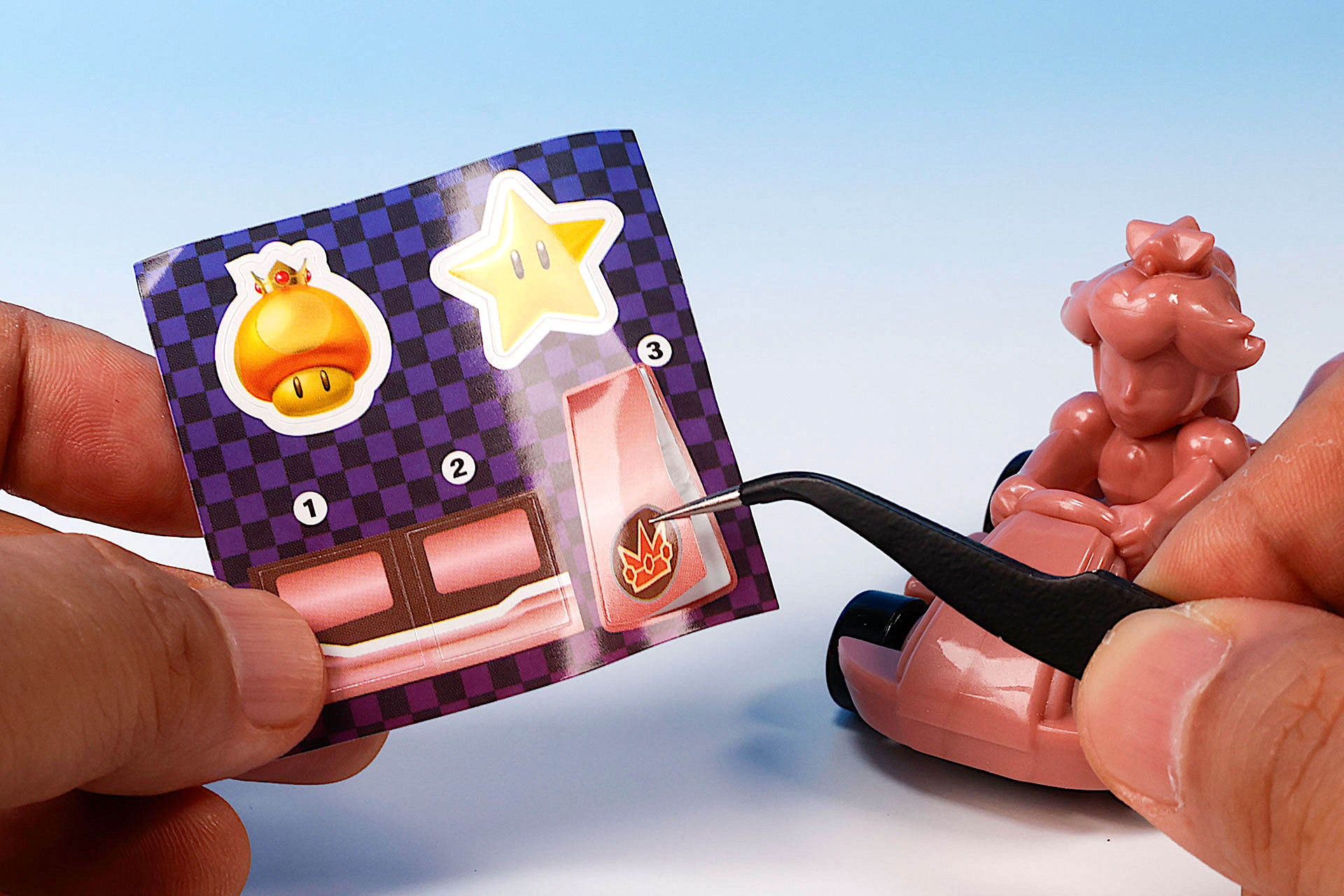 シールを貼ることで、よりゴージャス感が増して見える