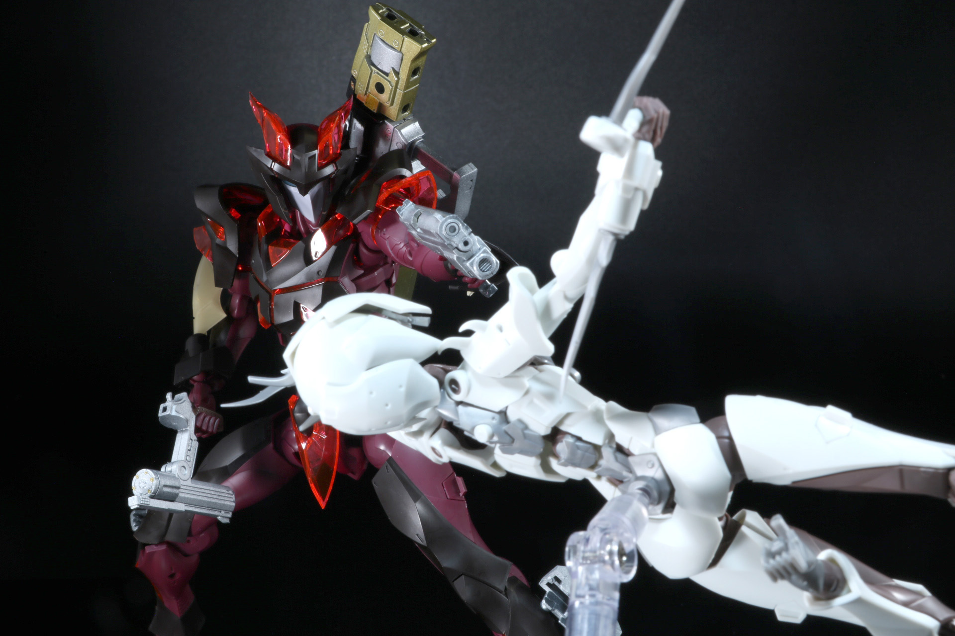 銃弾をもろともせず突進してくる相手