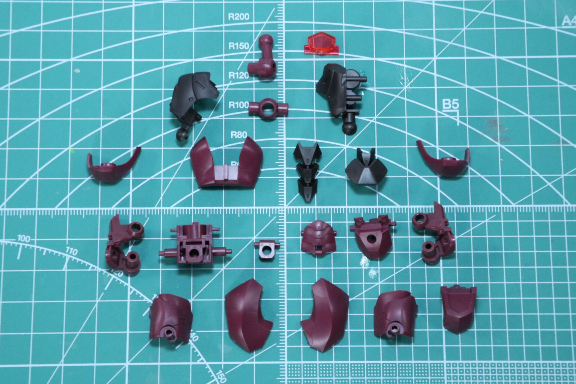 腹部と腰部組み立て