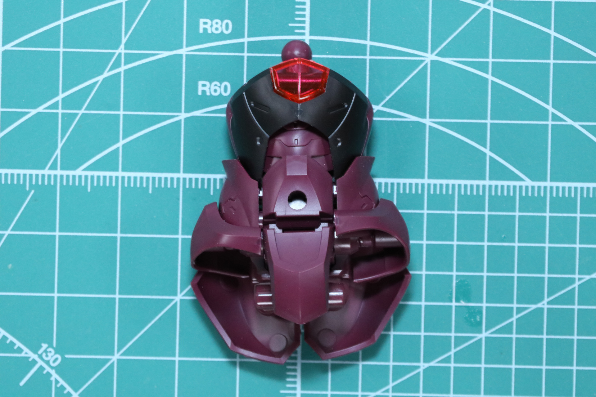 腹部と腰部組み立て