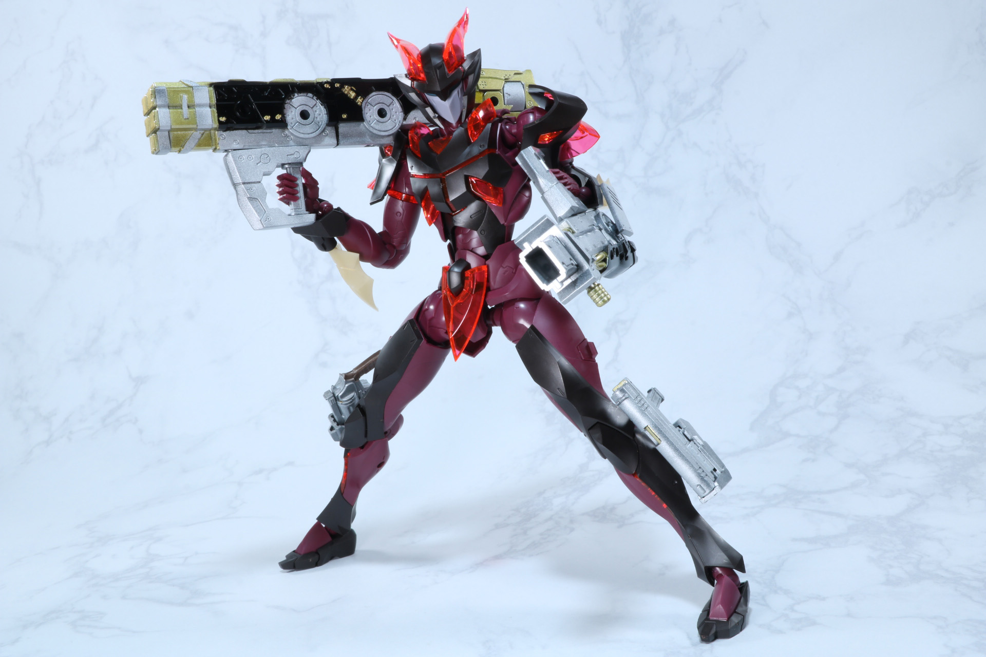 組み合わせによってミサイルランチャーにも