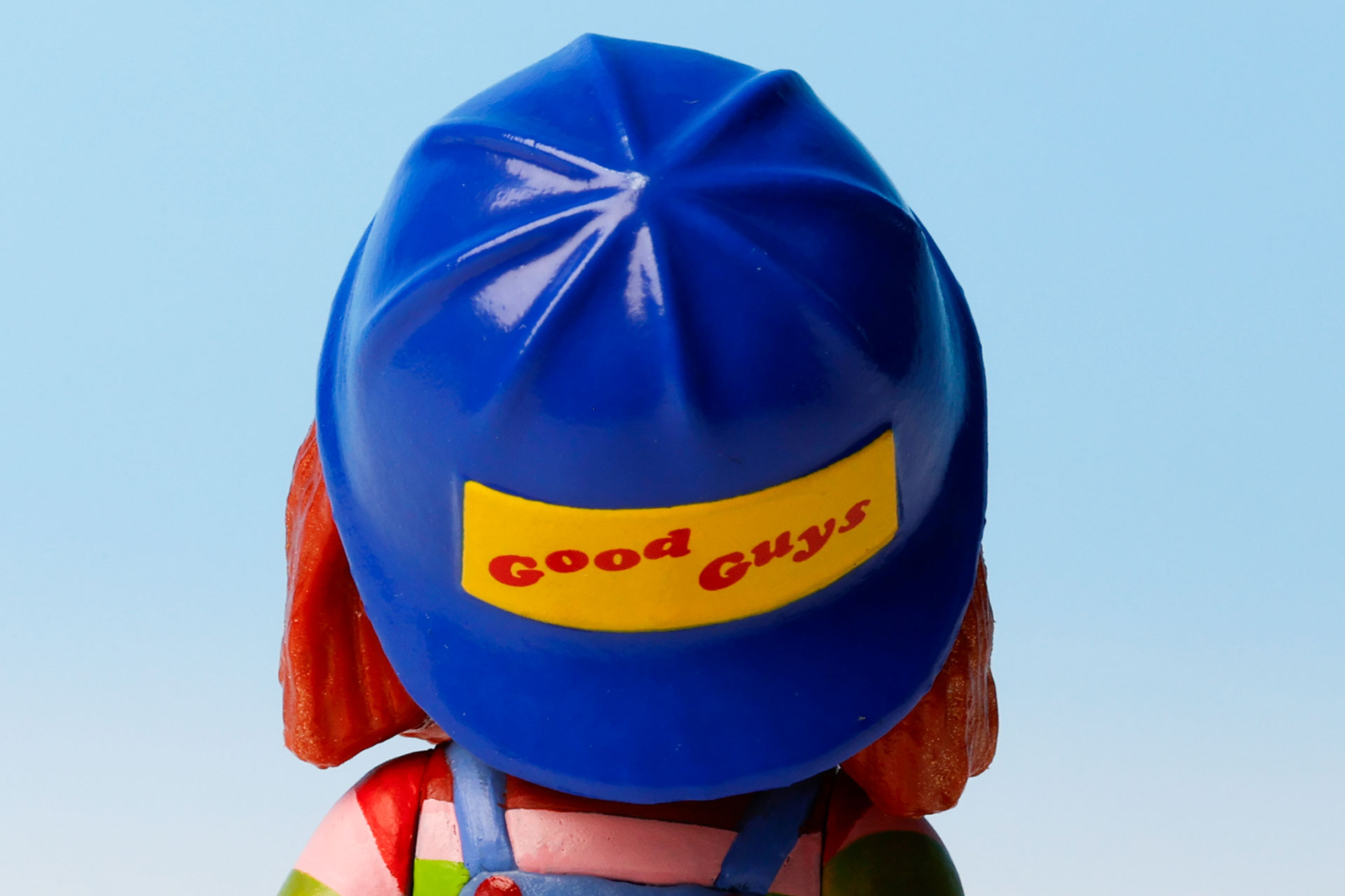 メインアイテムとも言える青い帽子