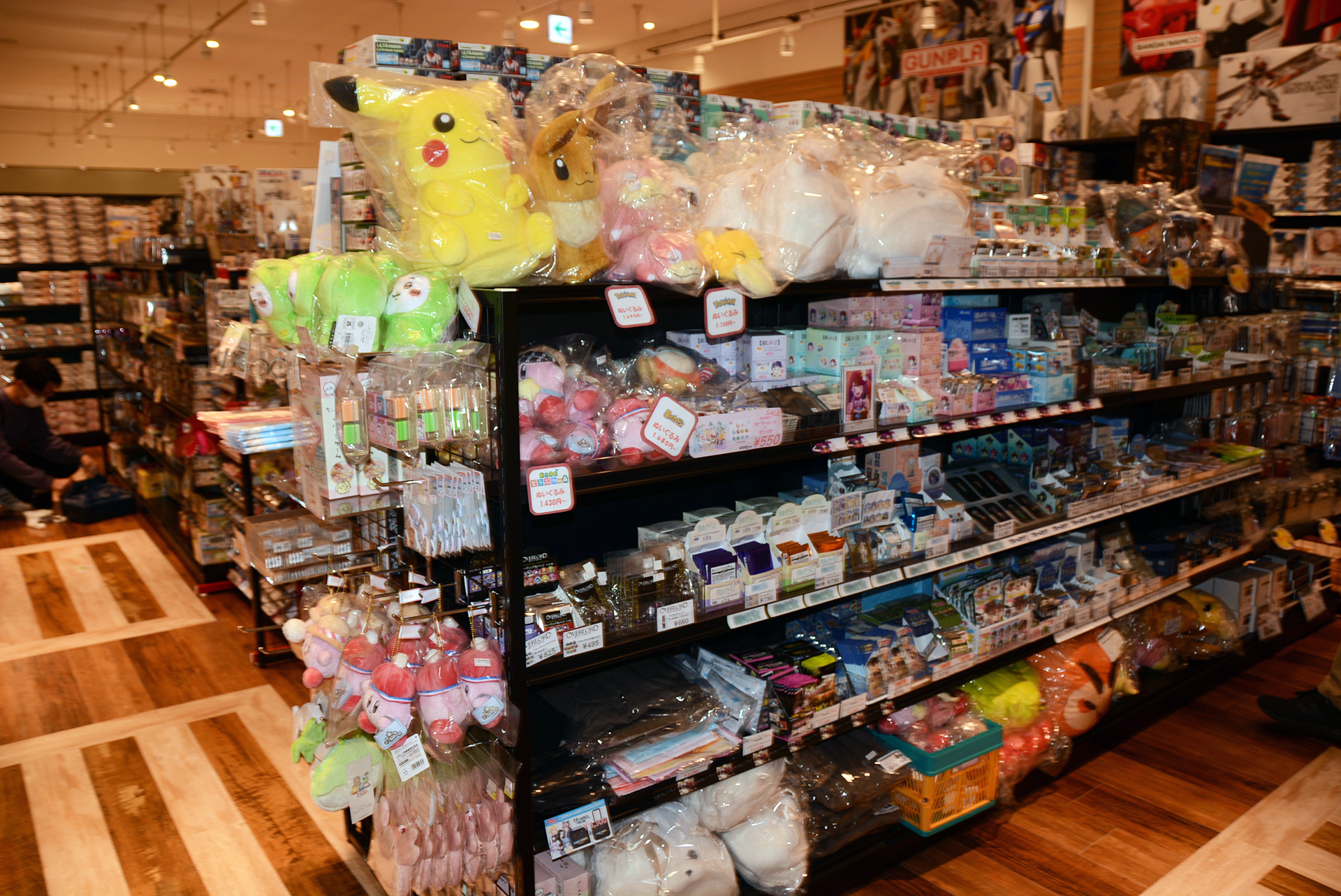 ぬいぐるみなども置き、家族連れにアピール