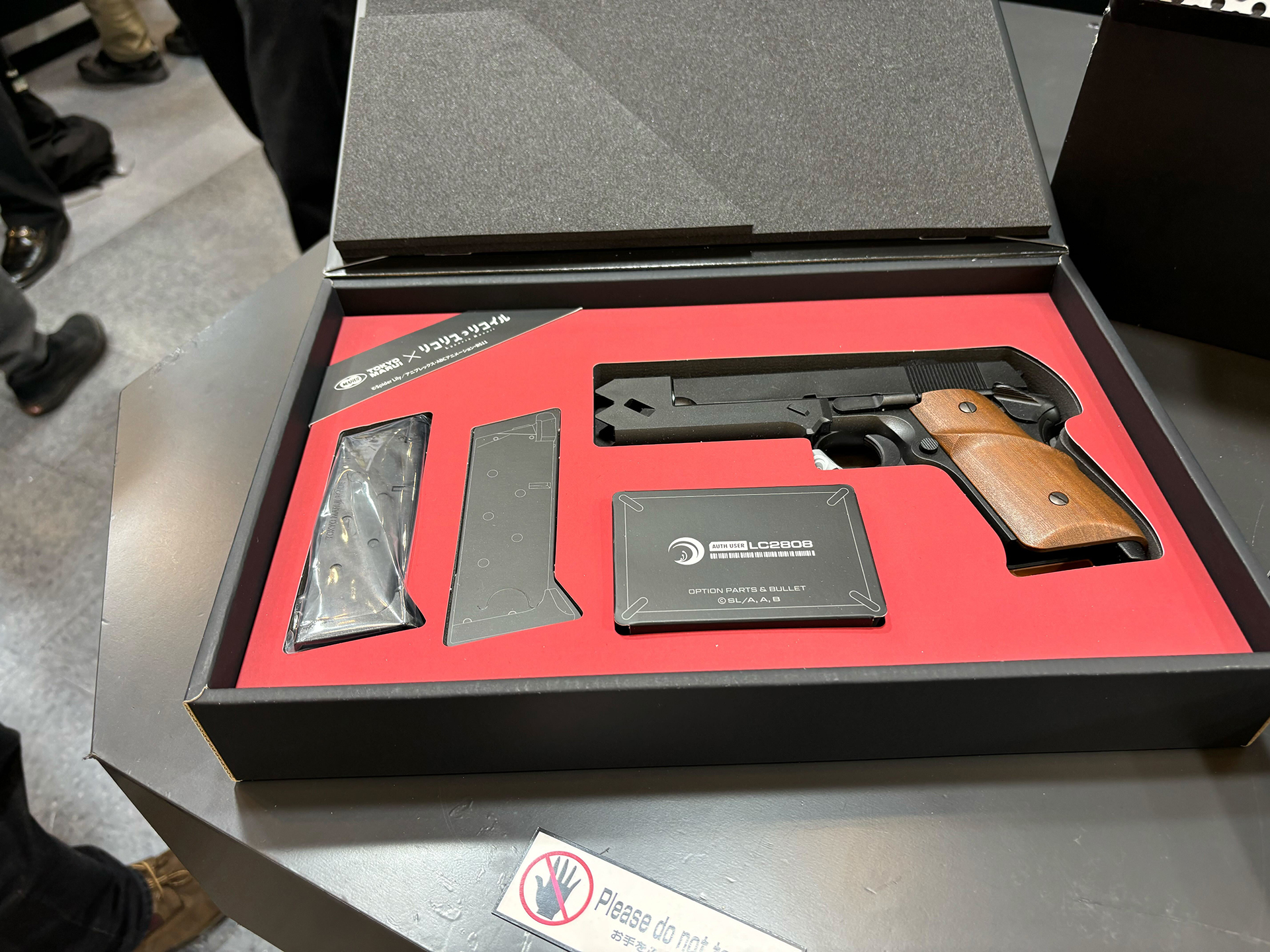 10歳以上のエアソフトガンも展示