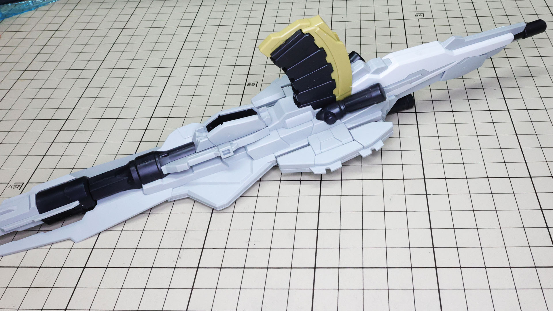 段々とゼウスシルエットの構造が見えてきました