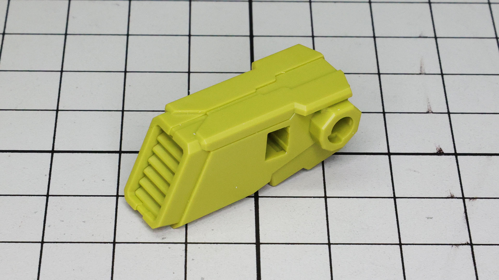 コアには大きな推進機のディテールがあります