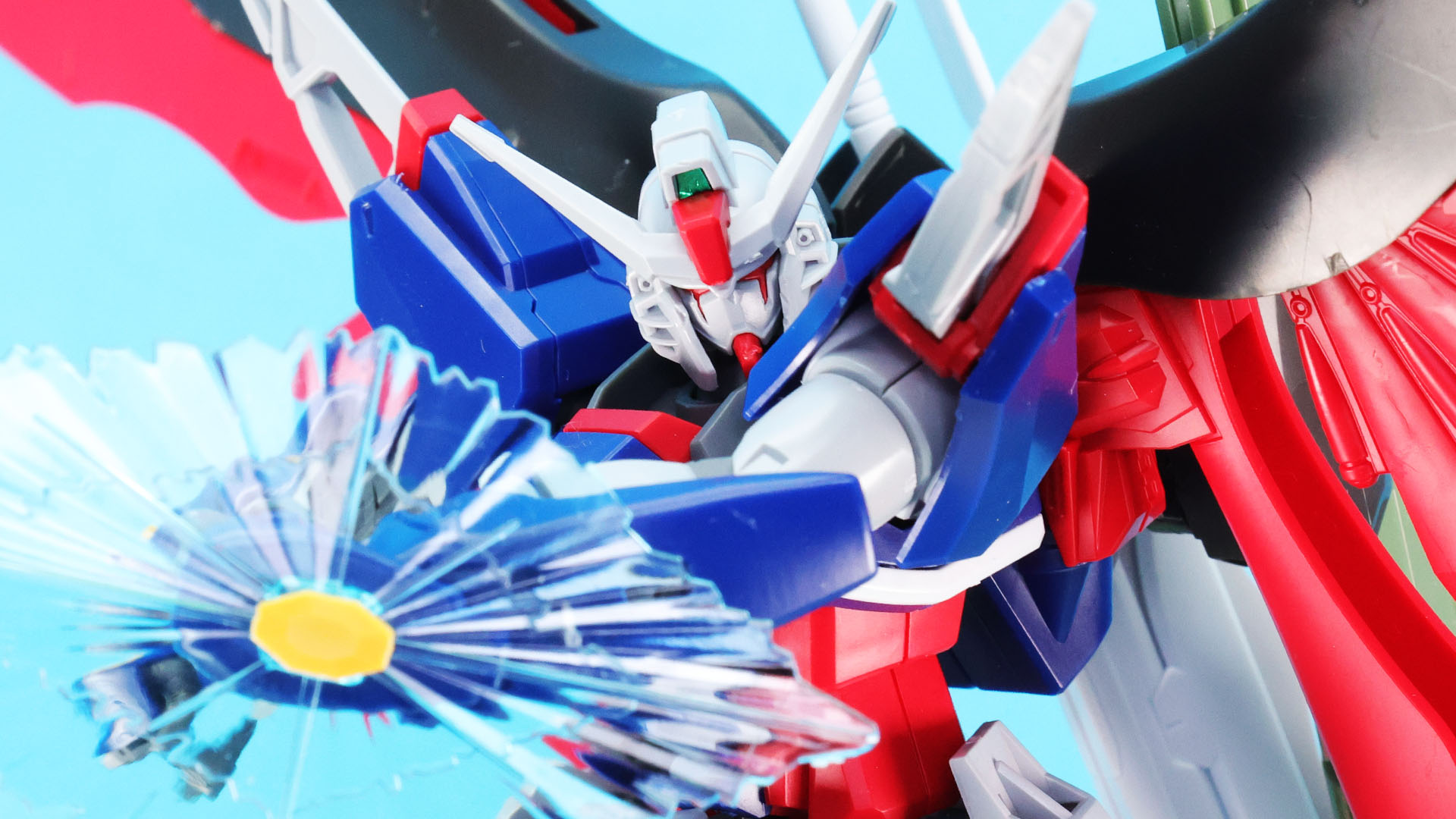 両肩のビームブーメランを持たせられます