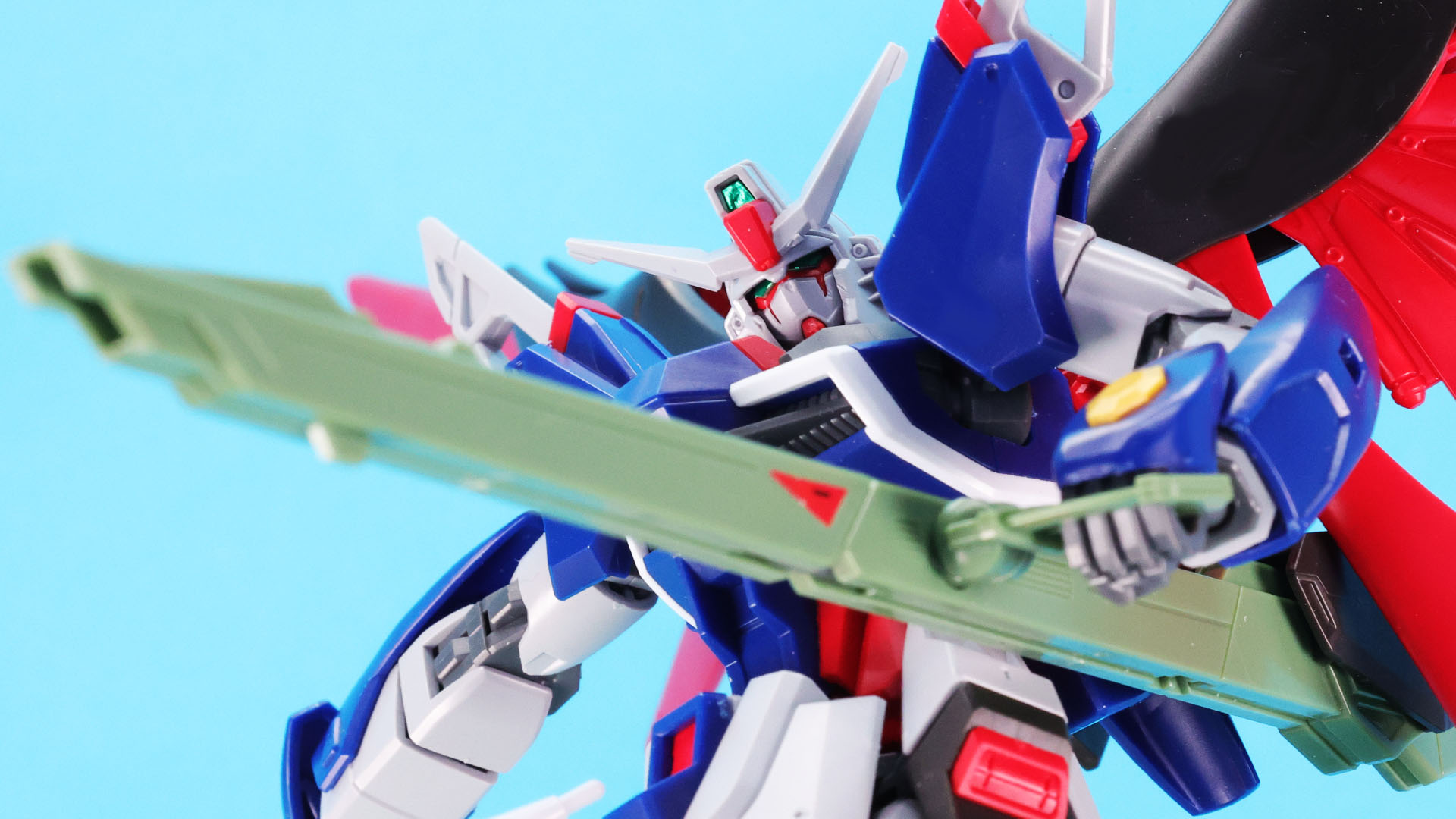 高エネルギー長射程ビーム砲は折り畳み機構を持っています