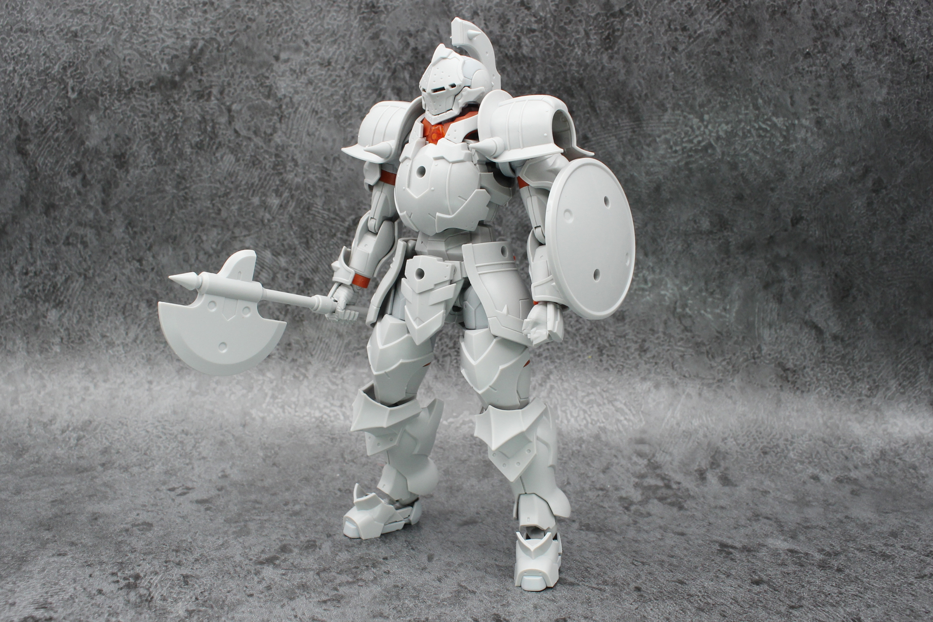 CLASS Iリーベルファイターが完成。戦士らしいがっしりとした体格が魅力