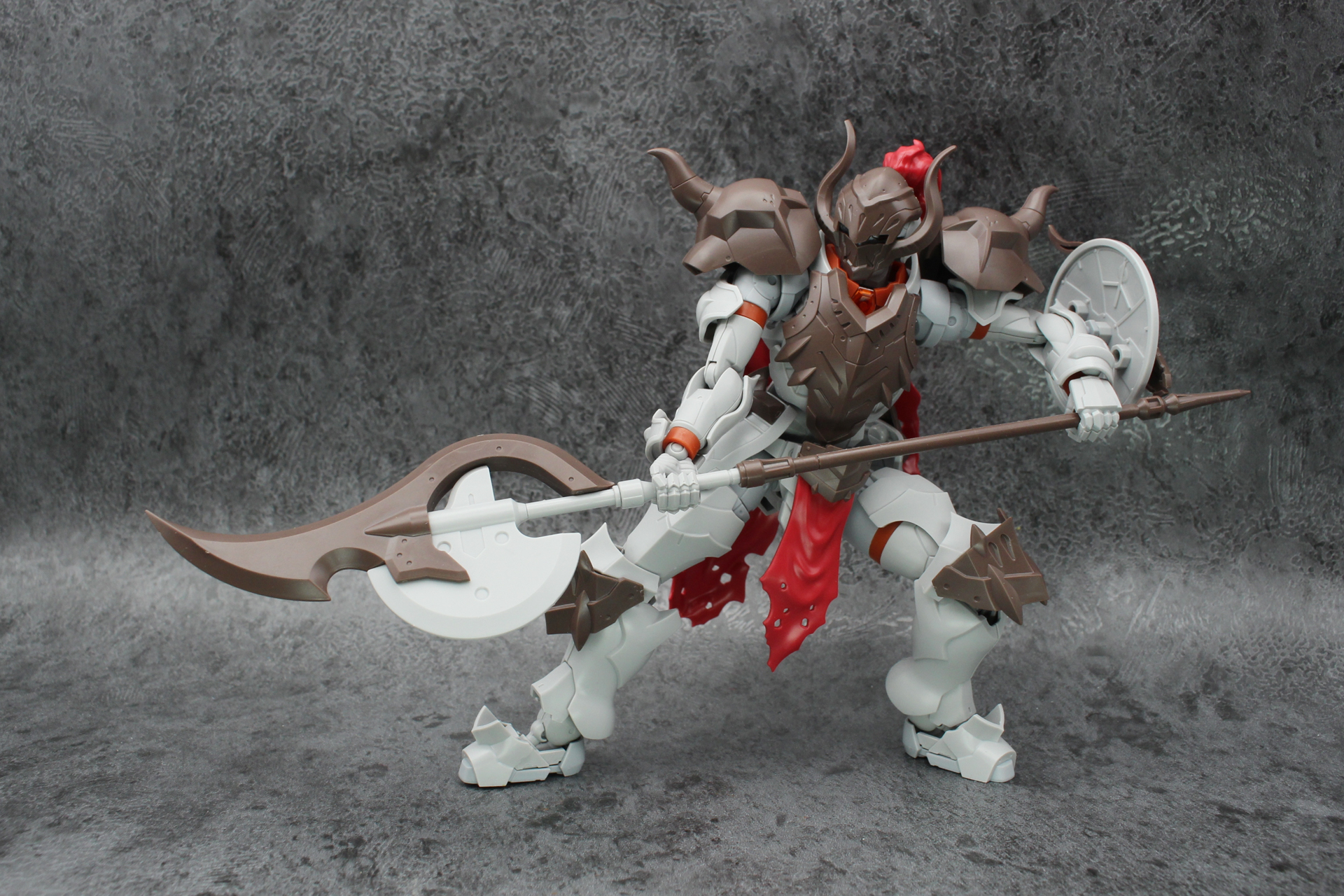 武器の両手持ちが実に似合うジョブだ。