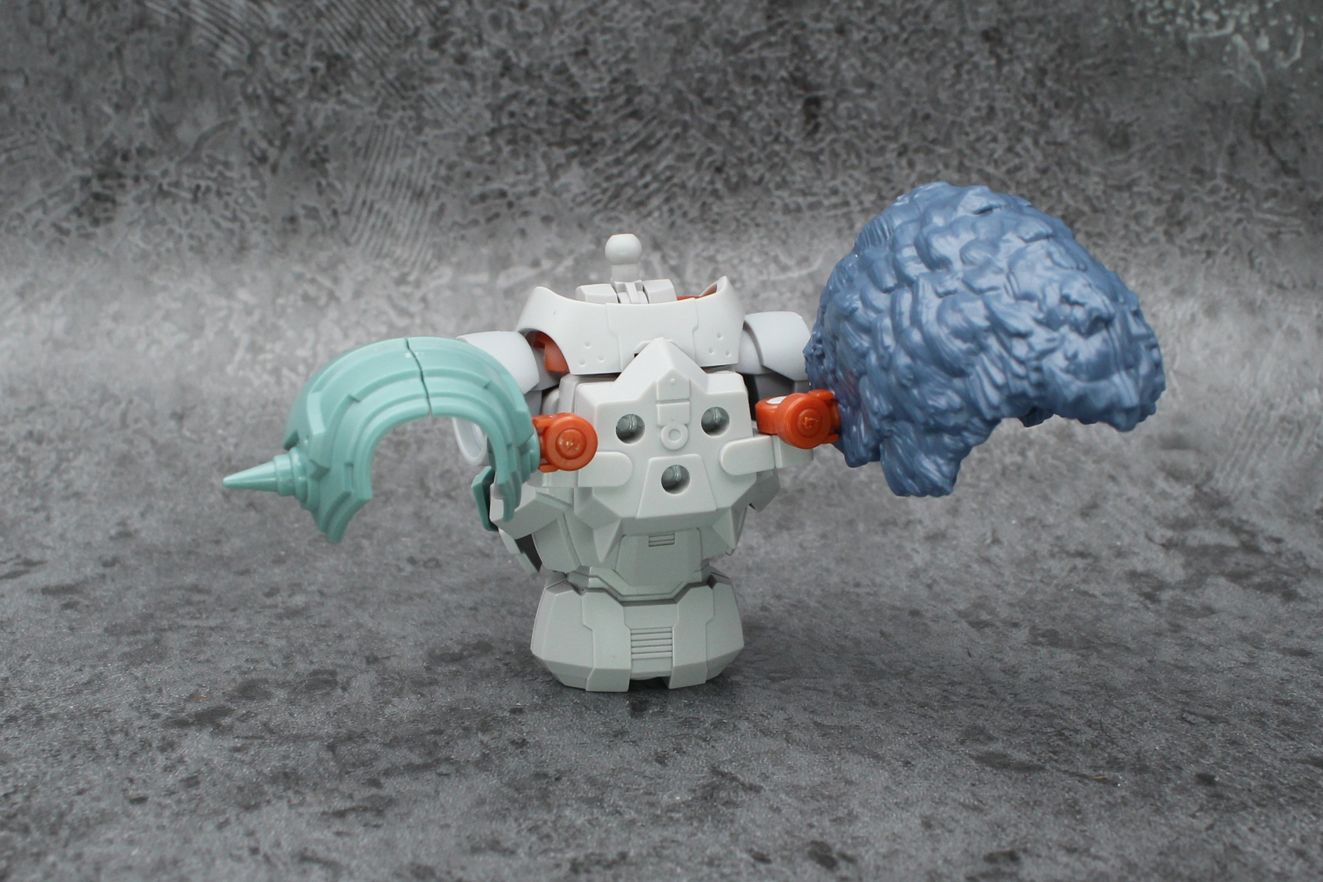 ハーネスに肩アーマーを取り付ける