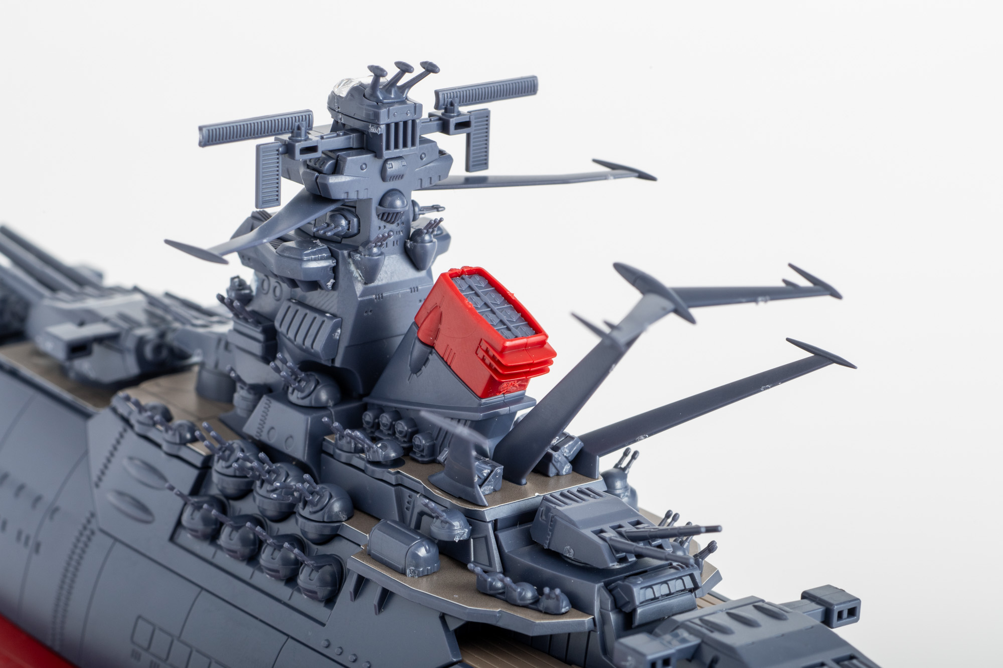 後方もしっかりとした作りになっている。所狭しと並ぶ砲台が迫力を出している。