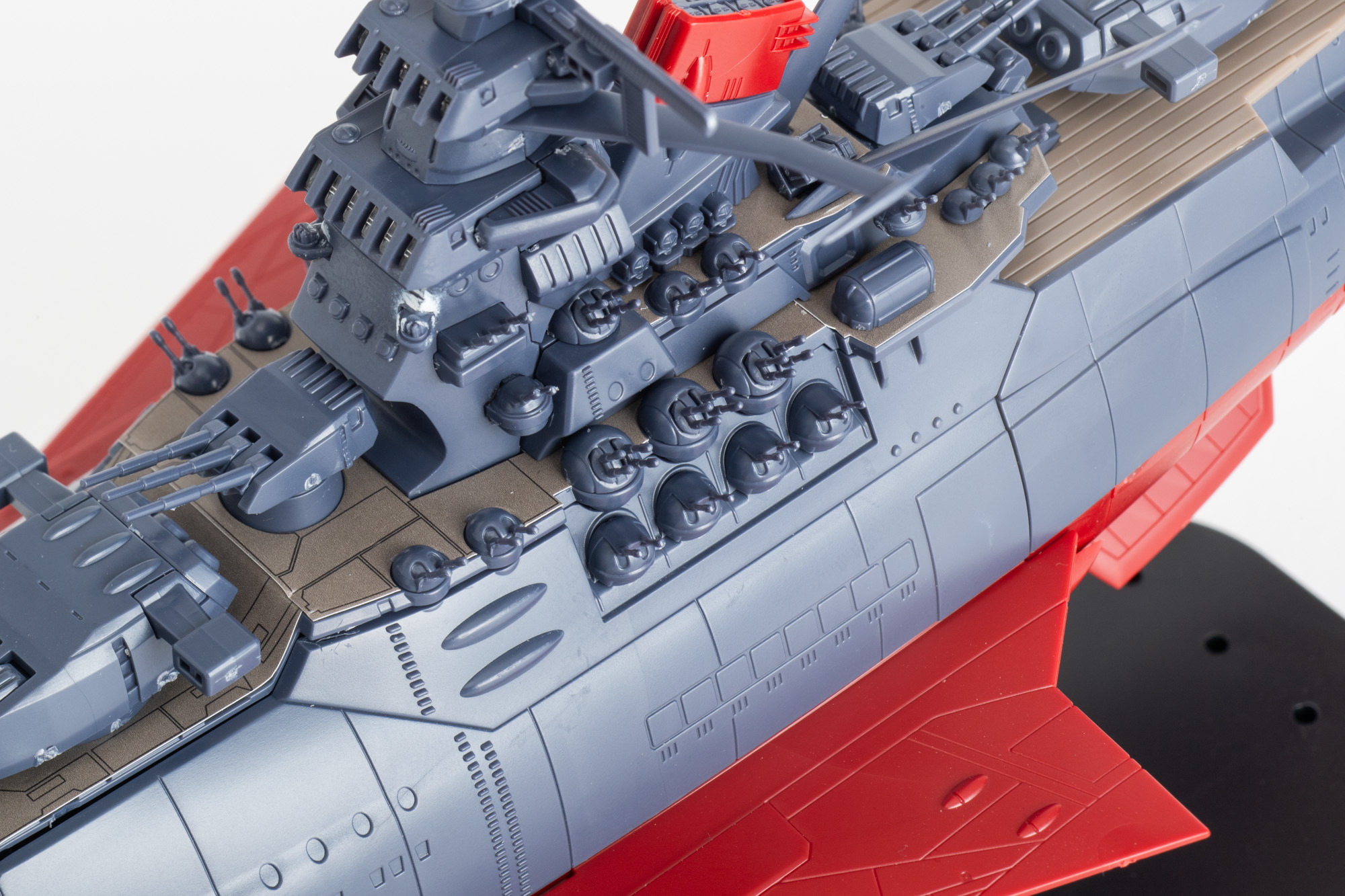 すべての砲台を取り付けると壮観。