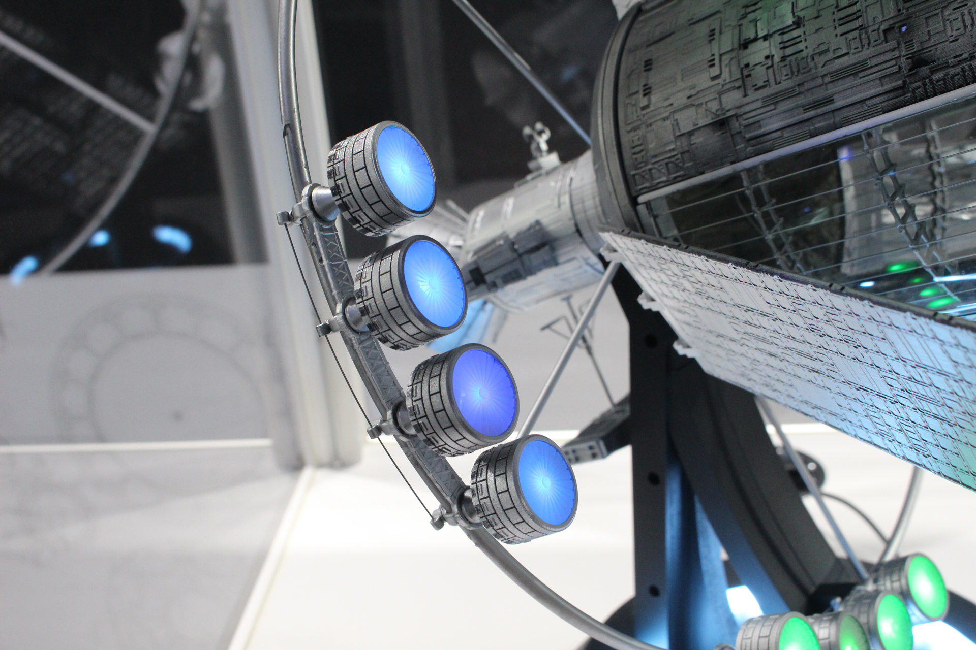 かなり大きなモデルだが、細部の作り込みに抜かりはない