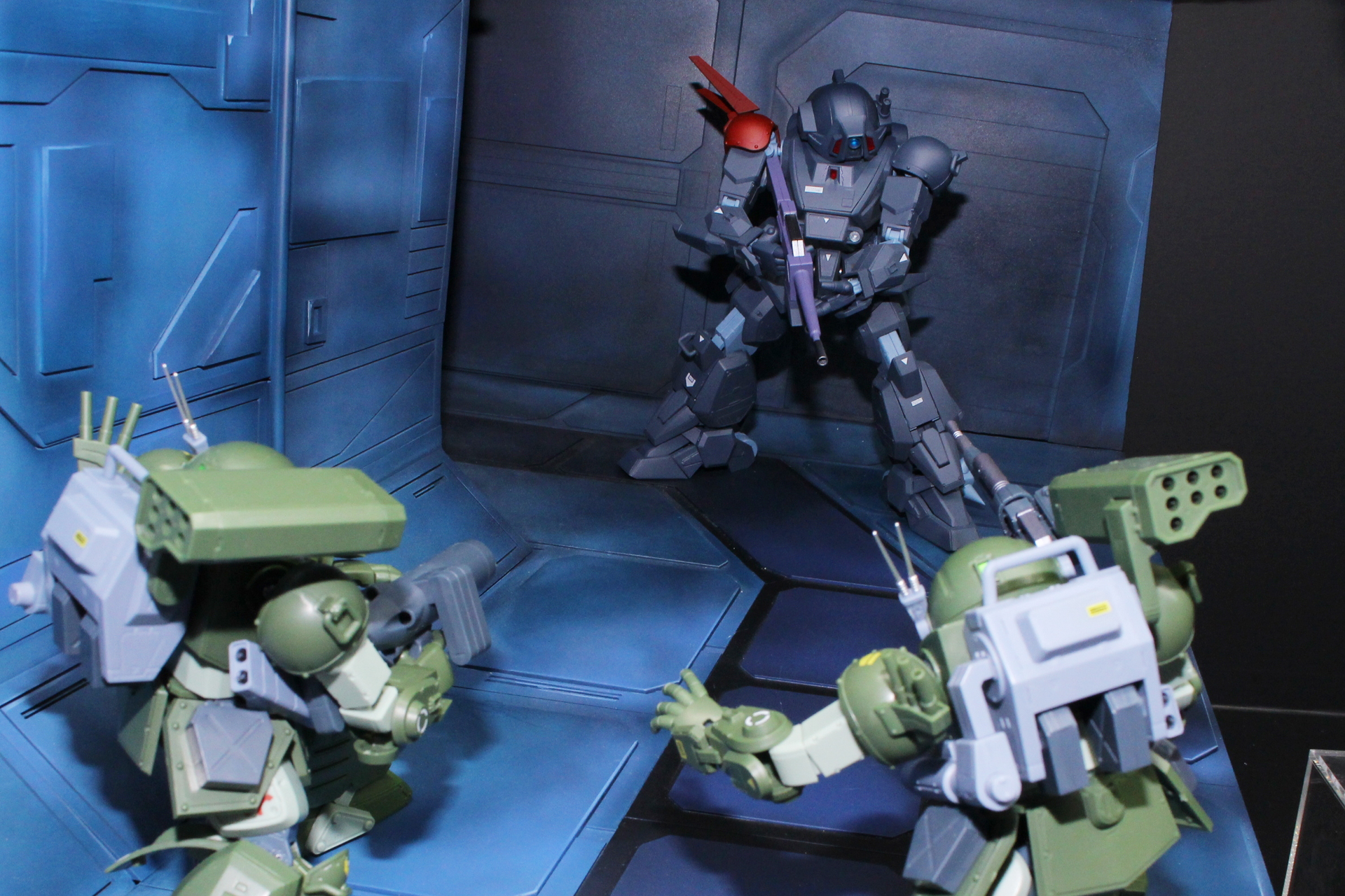 「装甲騎兵ボトムズ ザ・ラストレッドショルダー」で、キリコ達のターボカスタムとイプシロンのブラッドサッカーが対峙したシーンを再現