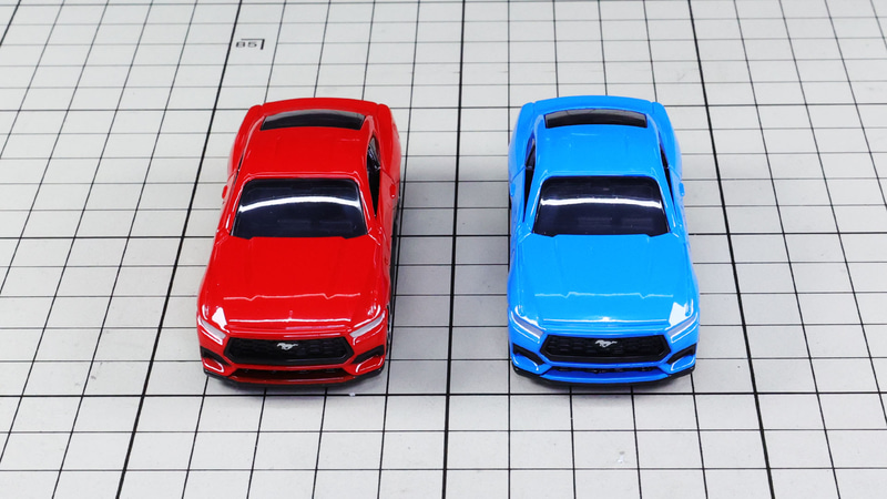 フロント：迫力のフロントマスク