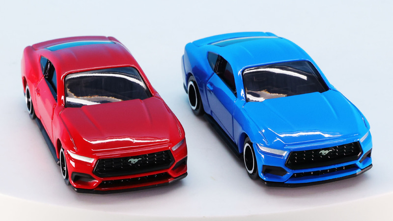 ガシっと力強いマスタングをトミカで表現