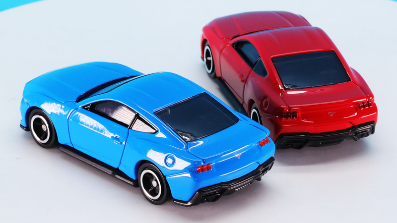 野太いエンジンサウンドが聞こえてきそうです