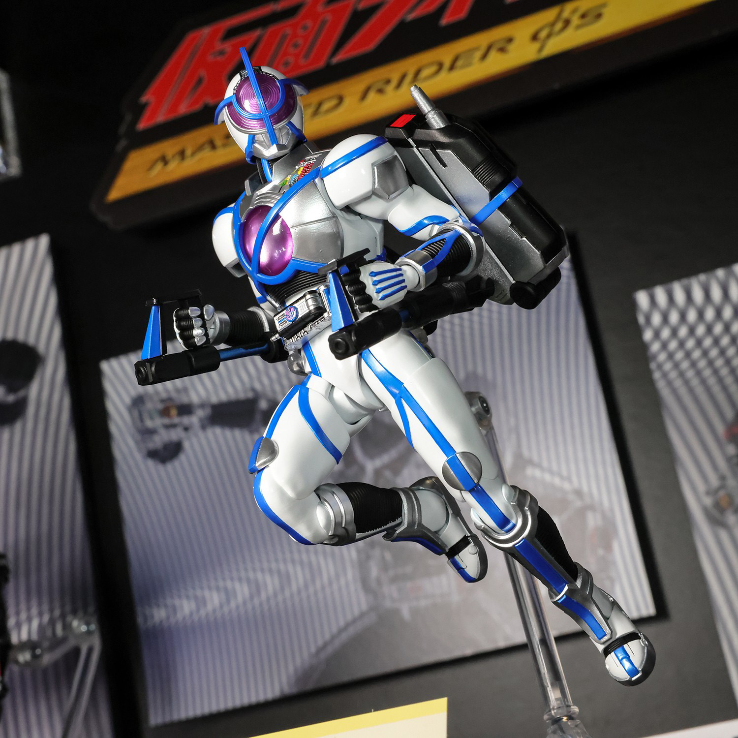 S.H.Figuarts（真骨彫製法） 仮面ライダーサイガ