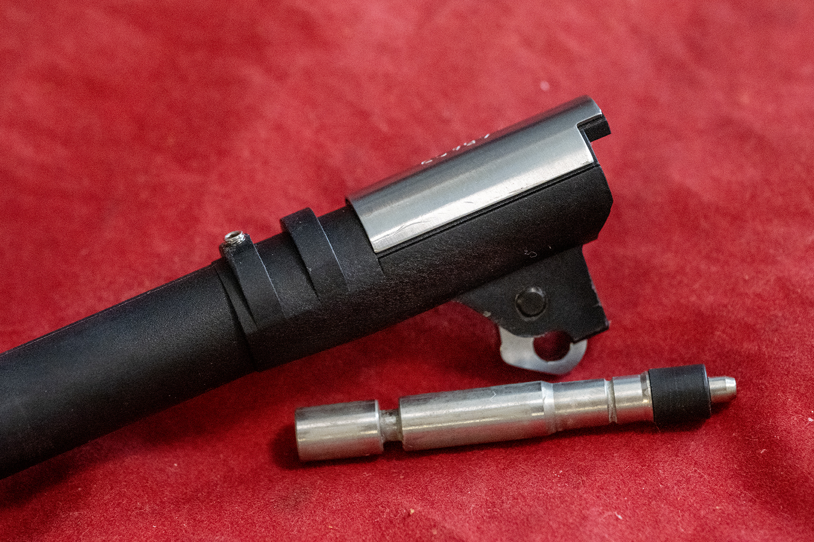 バレルユニットと、ロングライフデトネーター。デトネーターによって動作の違いを感じるのも楽しみの一つだ